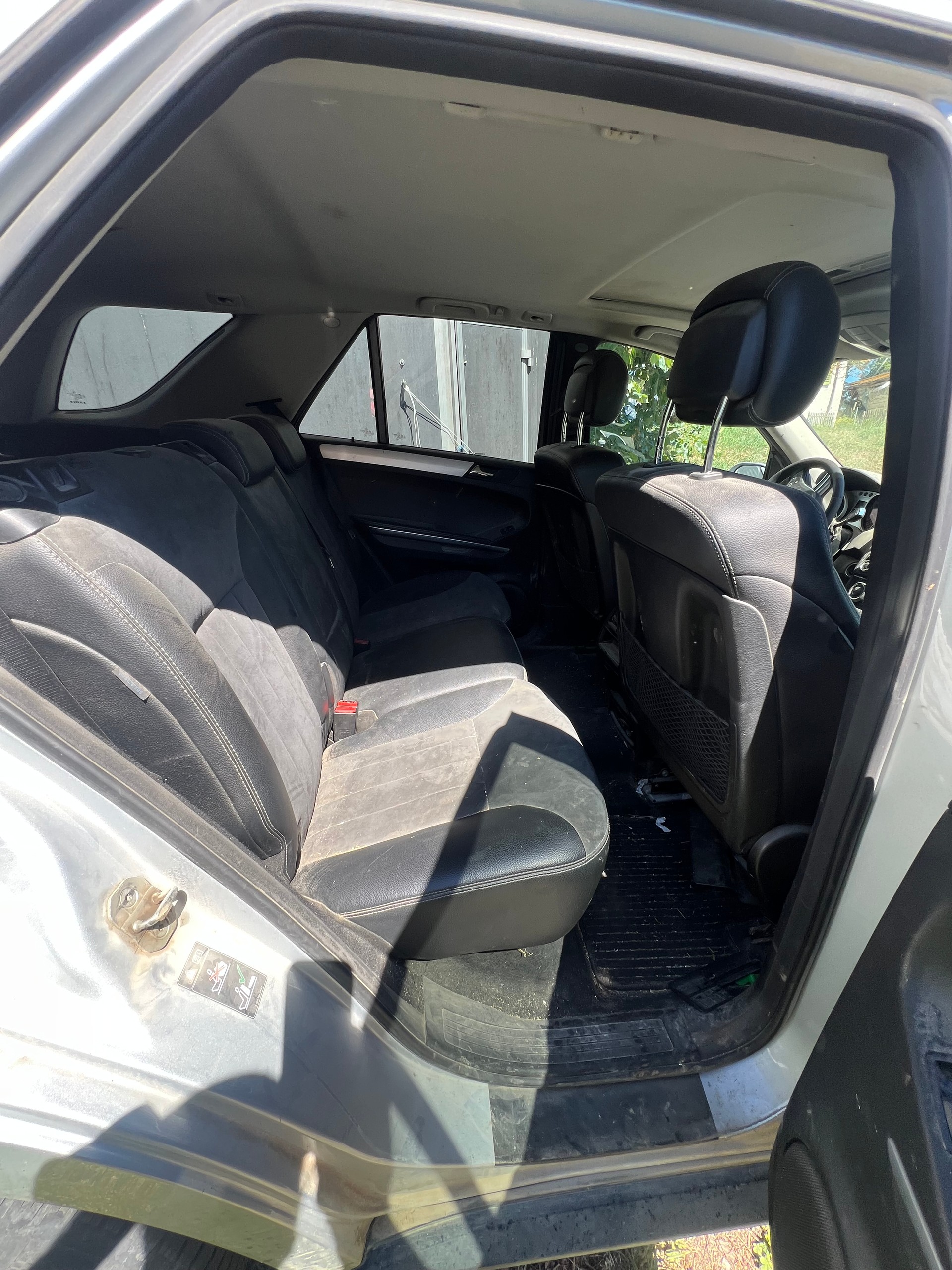 MERCEDES-BENZ ML 320-image-8