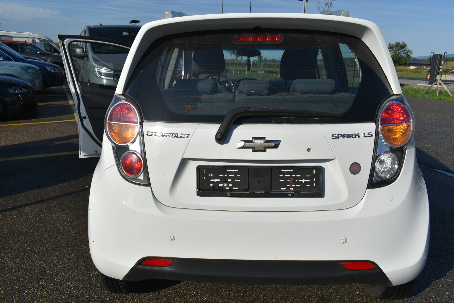 CHEVROLET Spark 1.2 LT-image-2