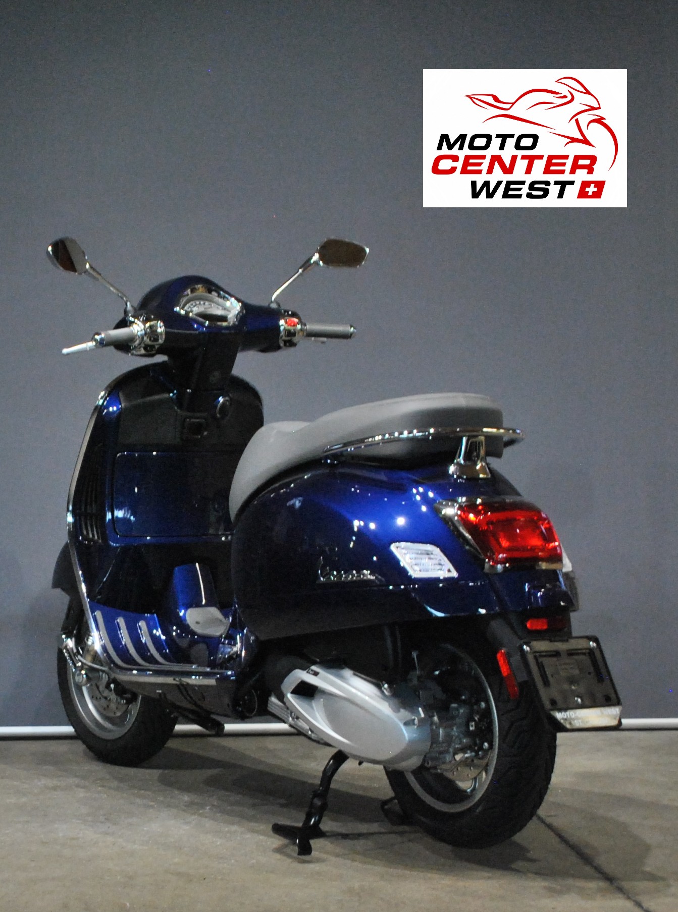 PIAGGIO Vespa GTS 310-showroom-element-3