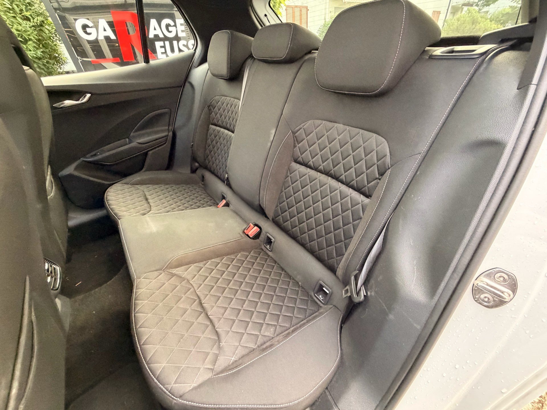 SKODA Fabia 1.0 TSI DSG STYLE *** PANORAMAGLASDACH & ANHÄNGEKUPPLUNG ***-image-25