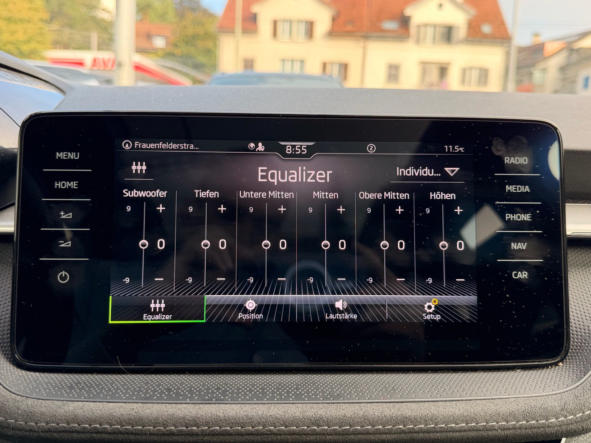 SKODA Fabia 1.0 TSI DSG STYLE *** PANORAMAGLASDACH & ANHÄNGEKUPPLUNG ***-image-20