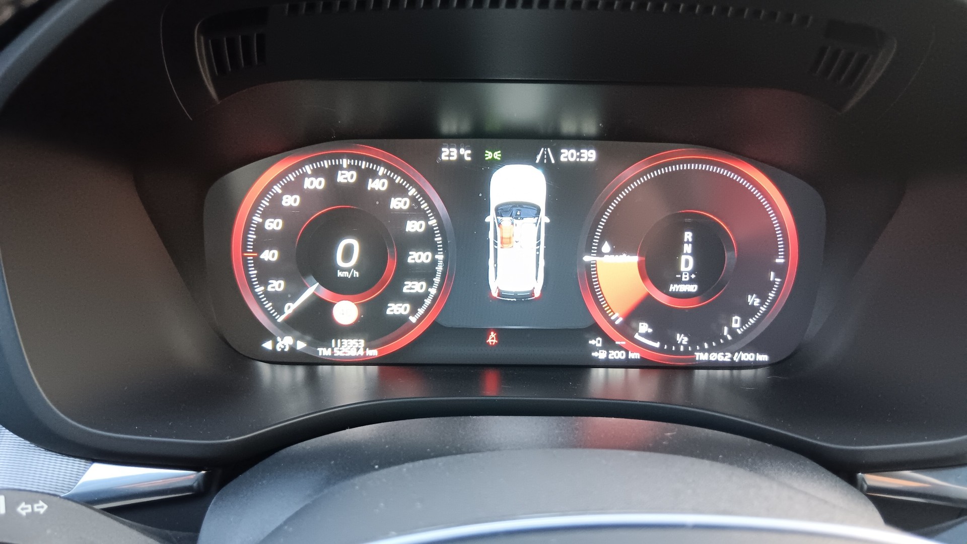 VOLVO XC60 T8 eAWD R-Design Geartronic-image-7