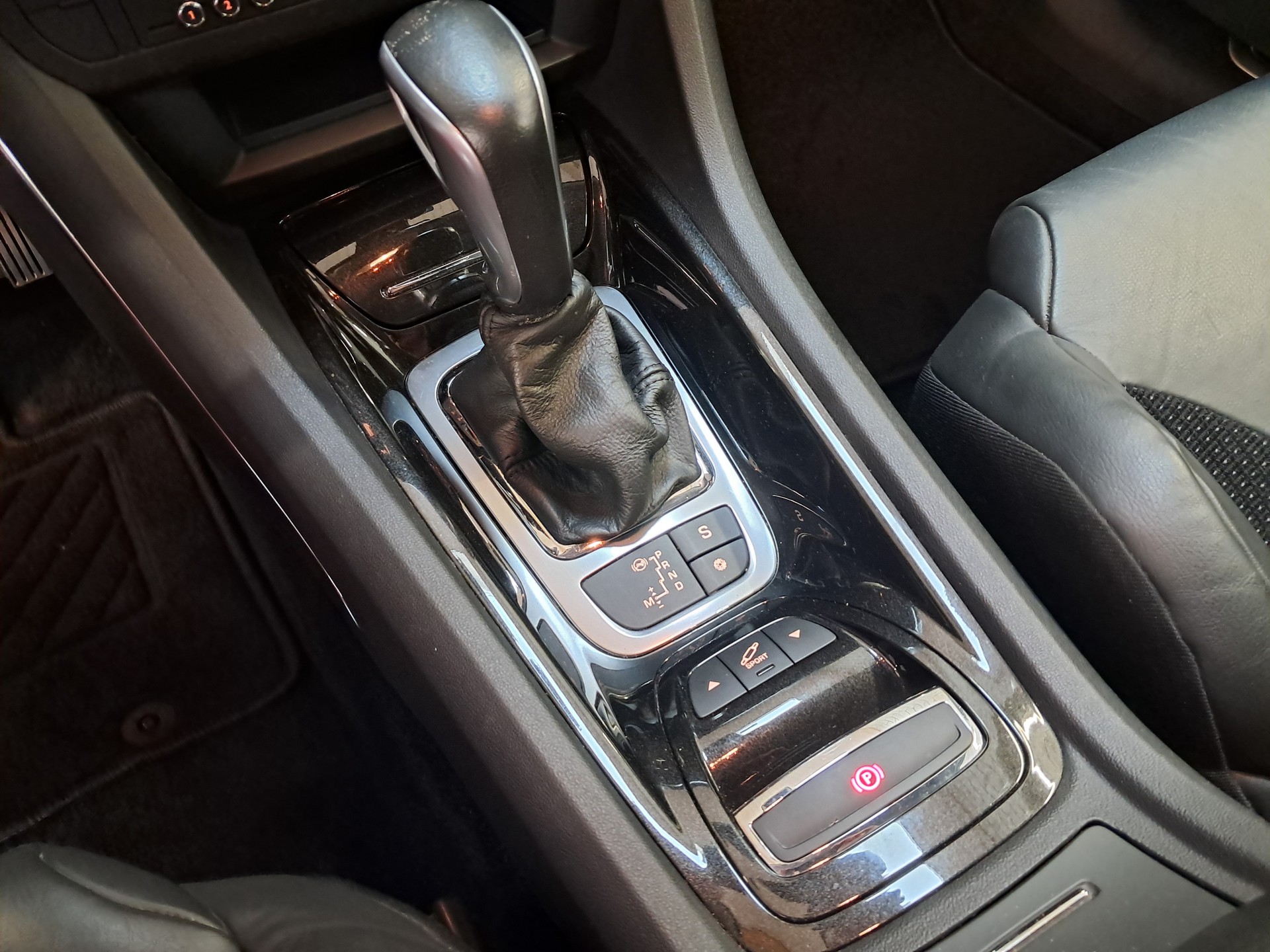 CITROEN C5 Tourer 2.0 HDi Exclusive Automatic-image-13