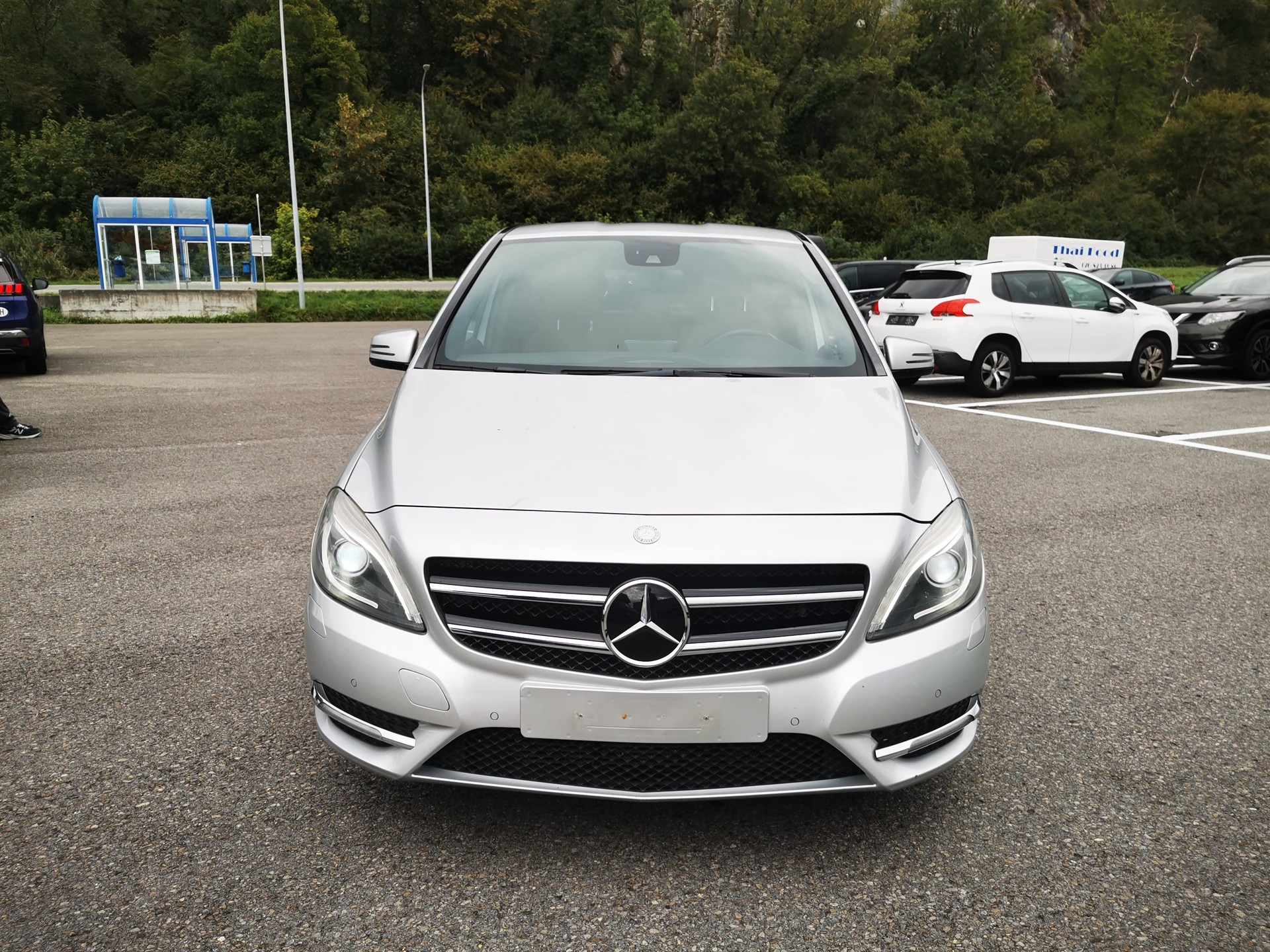 MERCEDES-BENZ B 200 7G-DCT-image-2