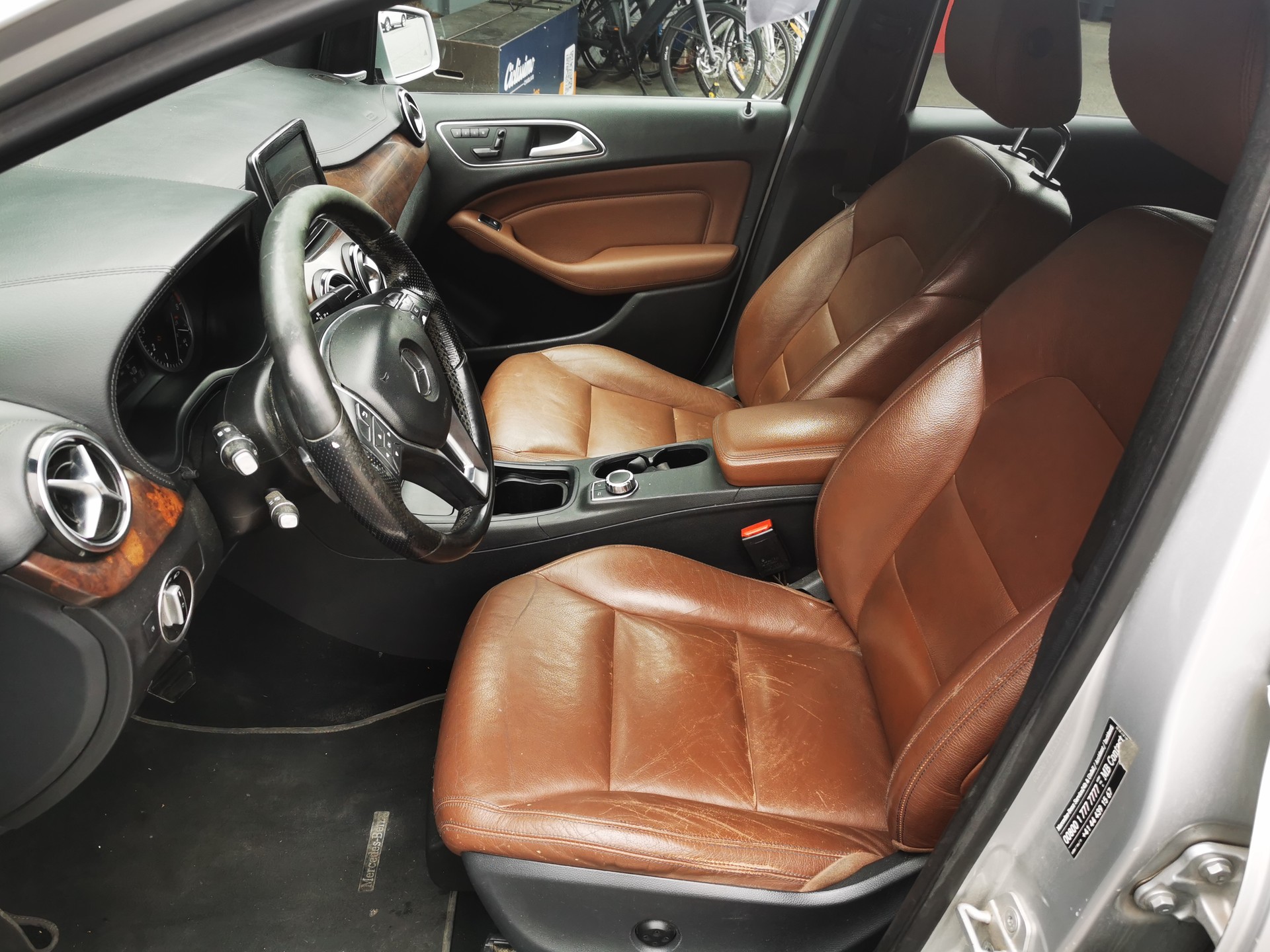 MERCEDES-BENZ B 200 7G-DCT-image-7