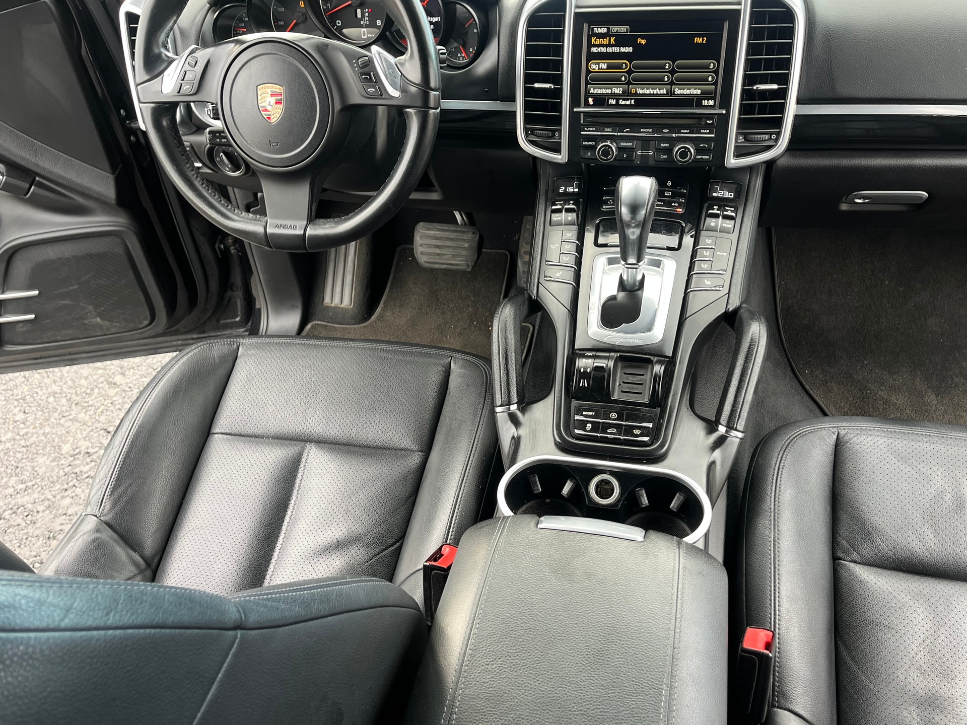 PORSCHE Cayenne Tiptronic-image-11