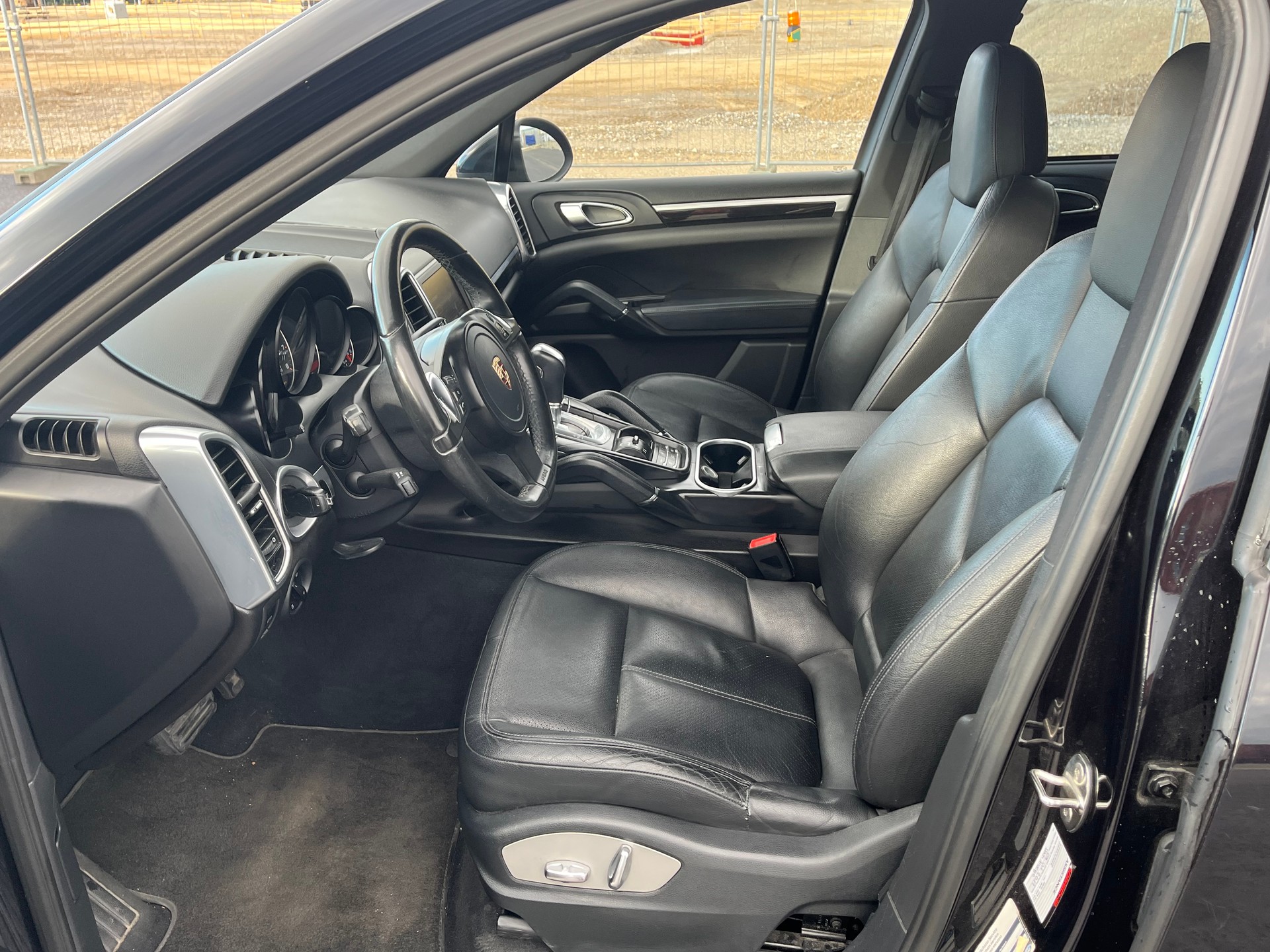 PORSCHE Cayenne Tiptronic-image-15