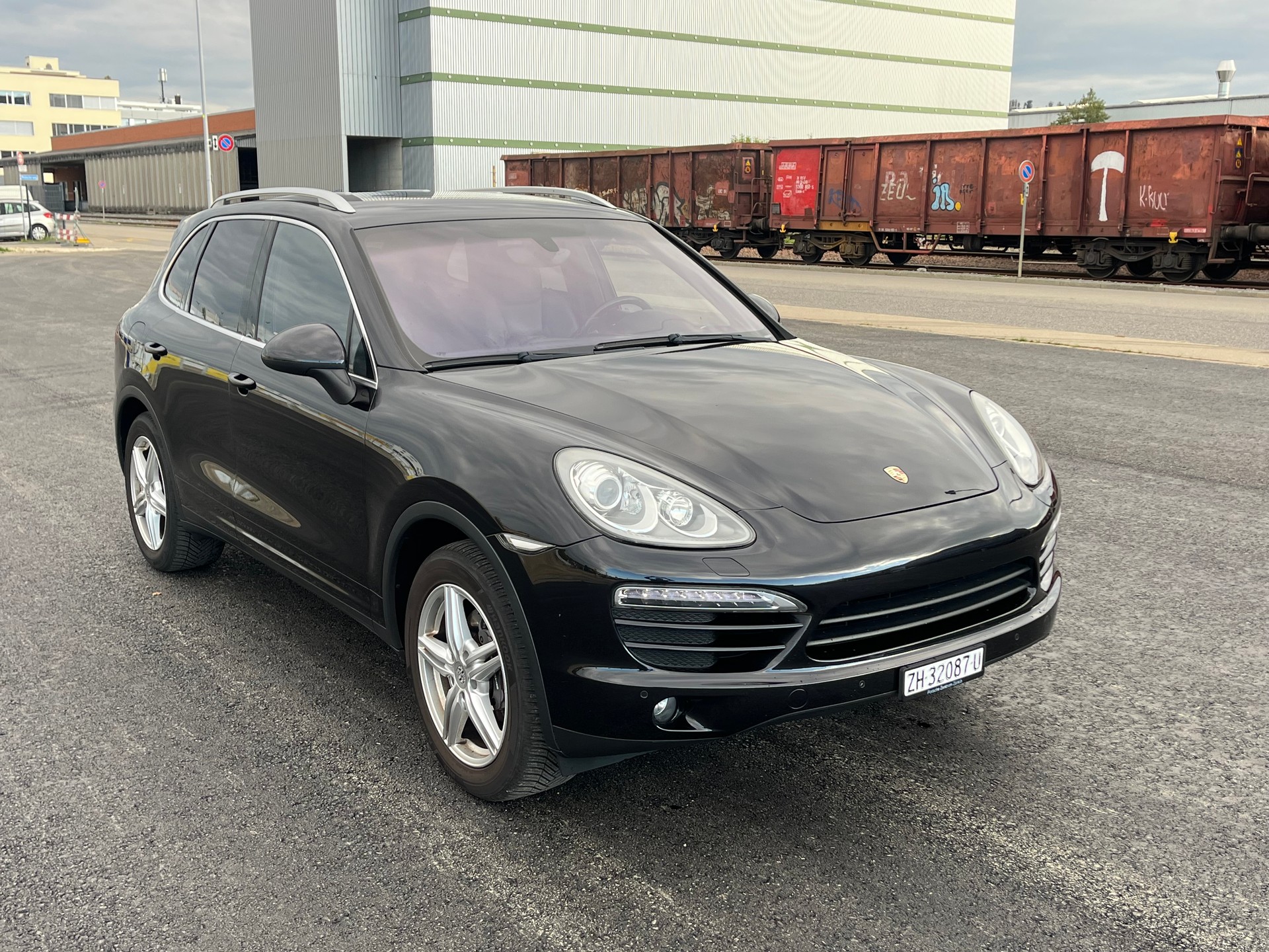 PORSCHE Cayenne Tiptronic-image-1