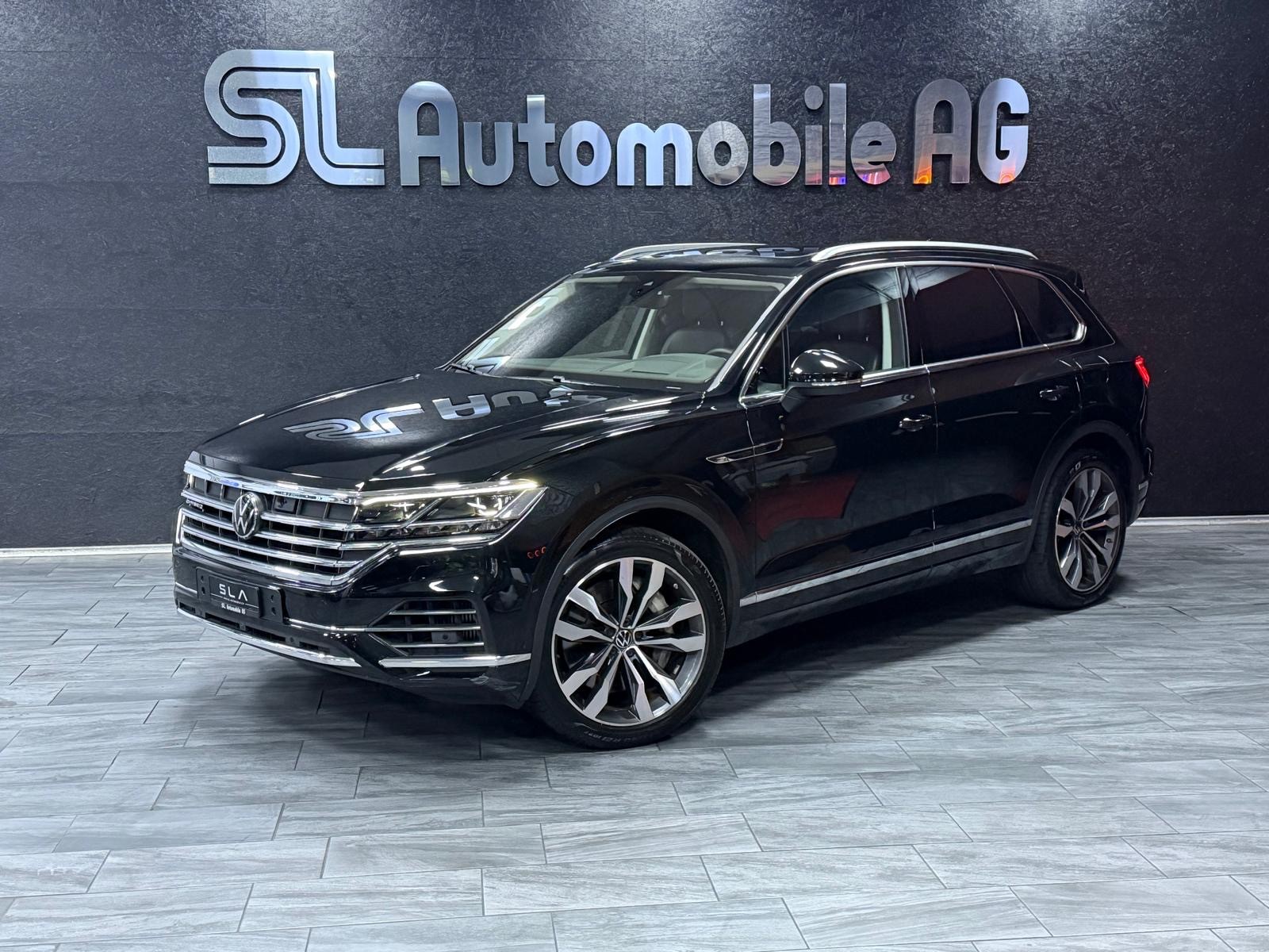 VW Touareg 3.0 TSI eHybrid Elegance Tiptronic / Panorama-image-0