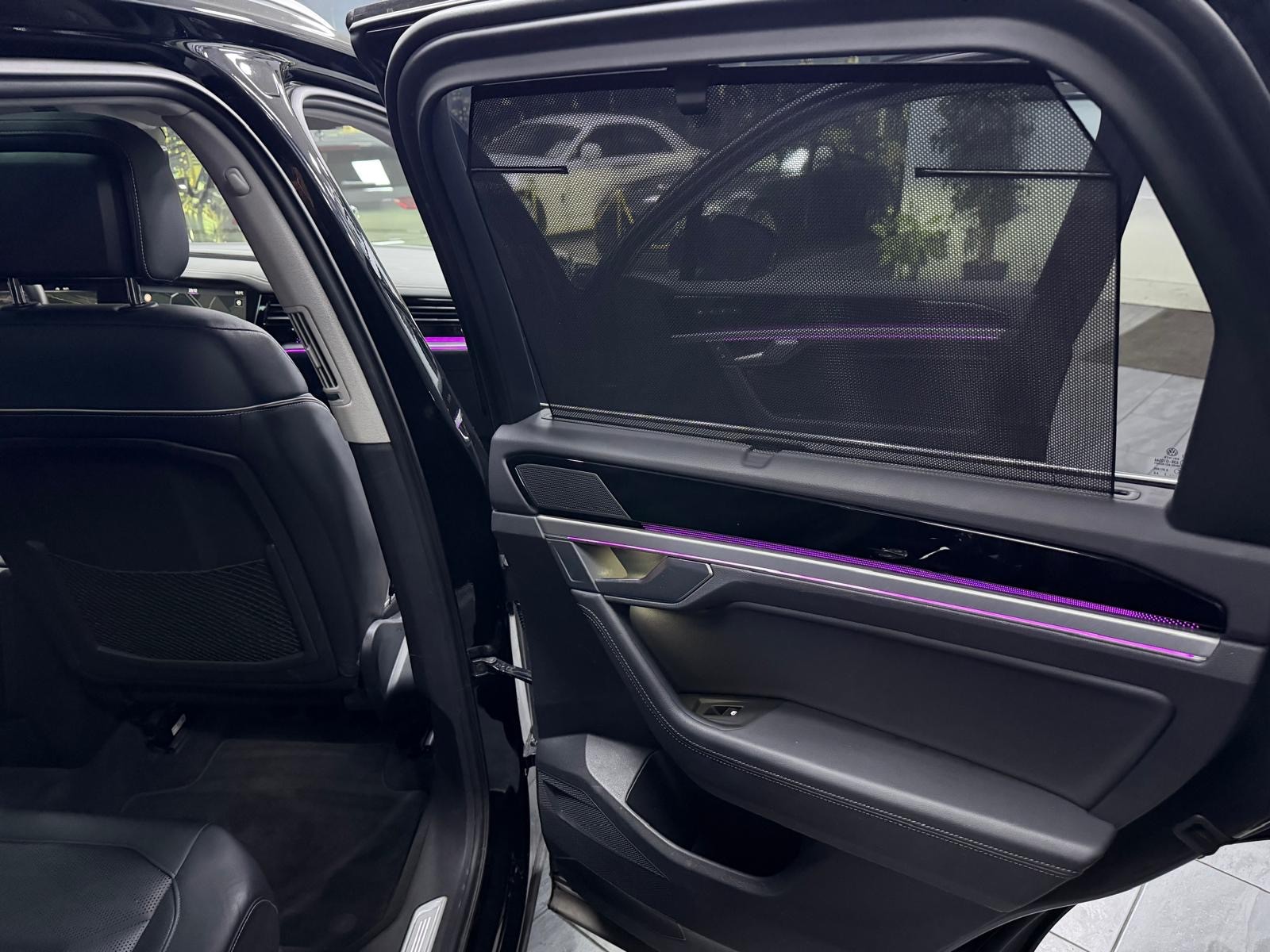 VW Touareg 3.0 TSI eHybrid Elegance Tiptronic / Panorama-image-21