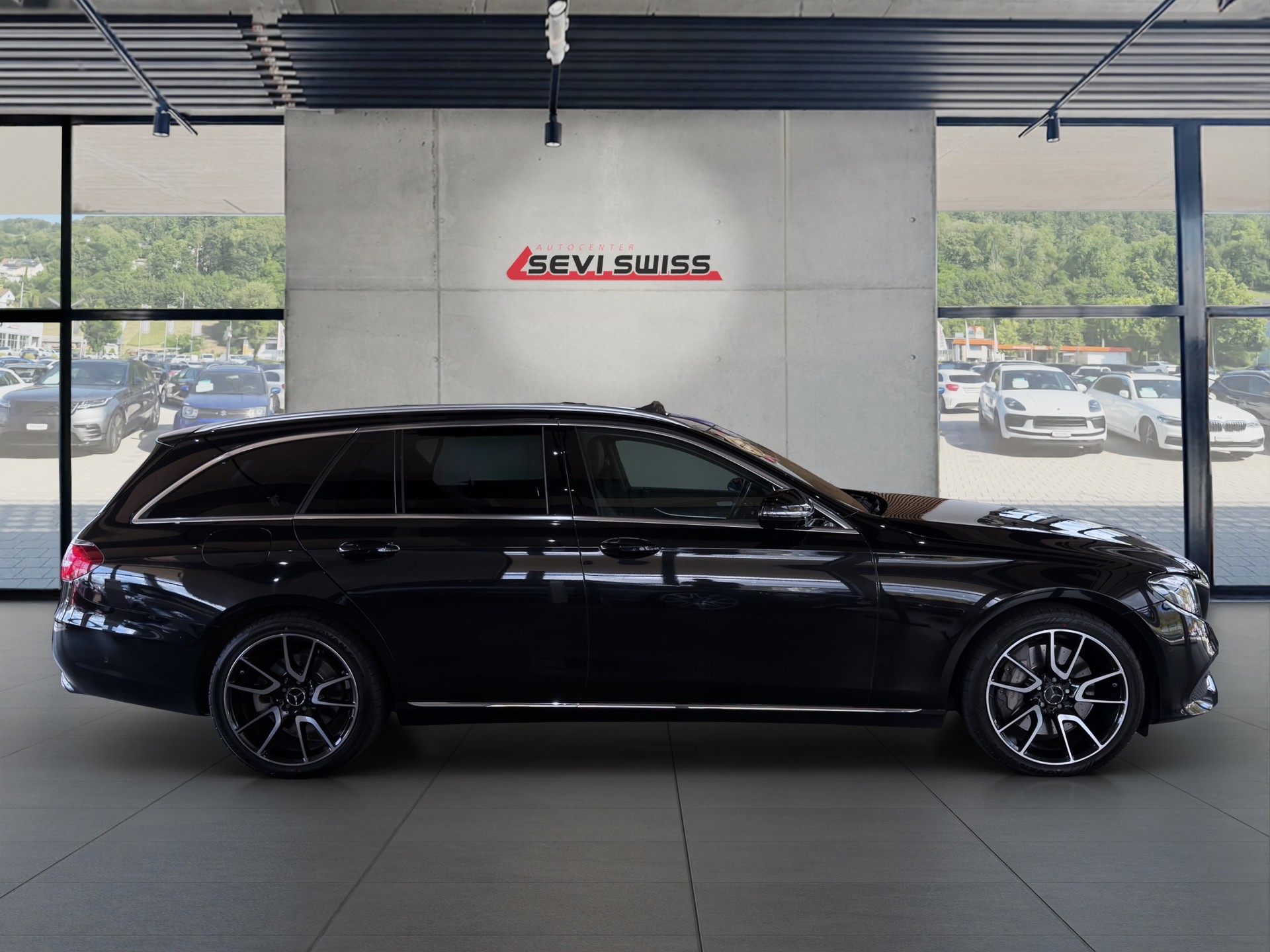 MERCEDES-BENZ E 350 d Avantgarde 4Matic 9G-Tronic*Hagelschaden*statt 29'900.- jetzt nur 24'900.- *-image-1