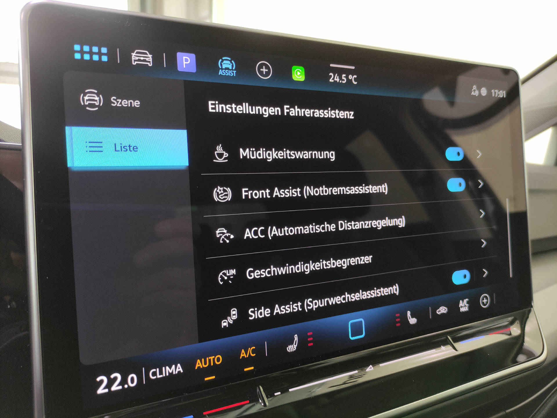 VW Golf VIII 1.5 eTSI Value DSG-image-5