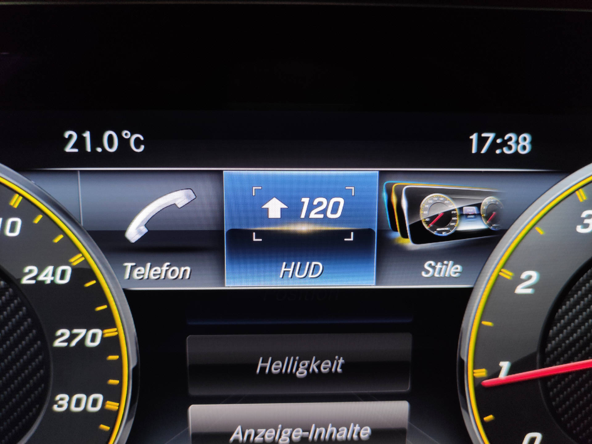 MERCEDES-BENZ E 63 S AMG 4matic+ Kombi-image-10
