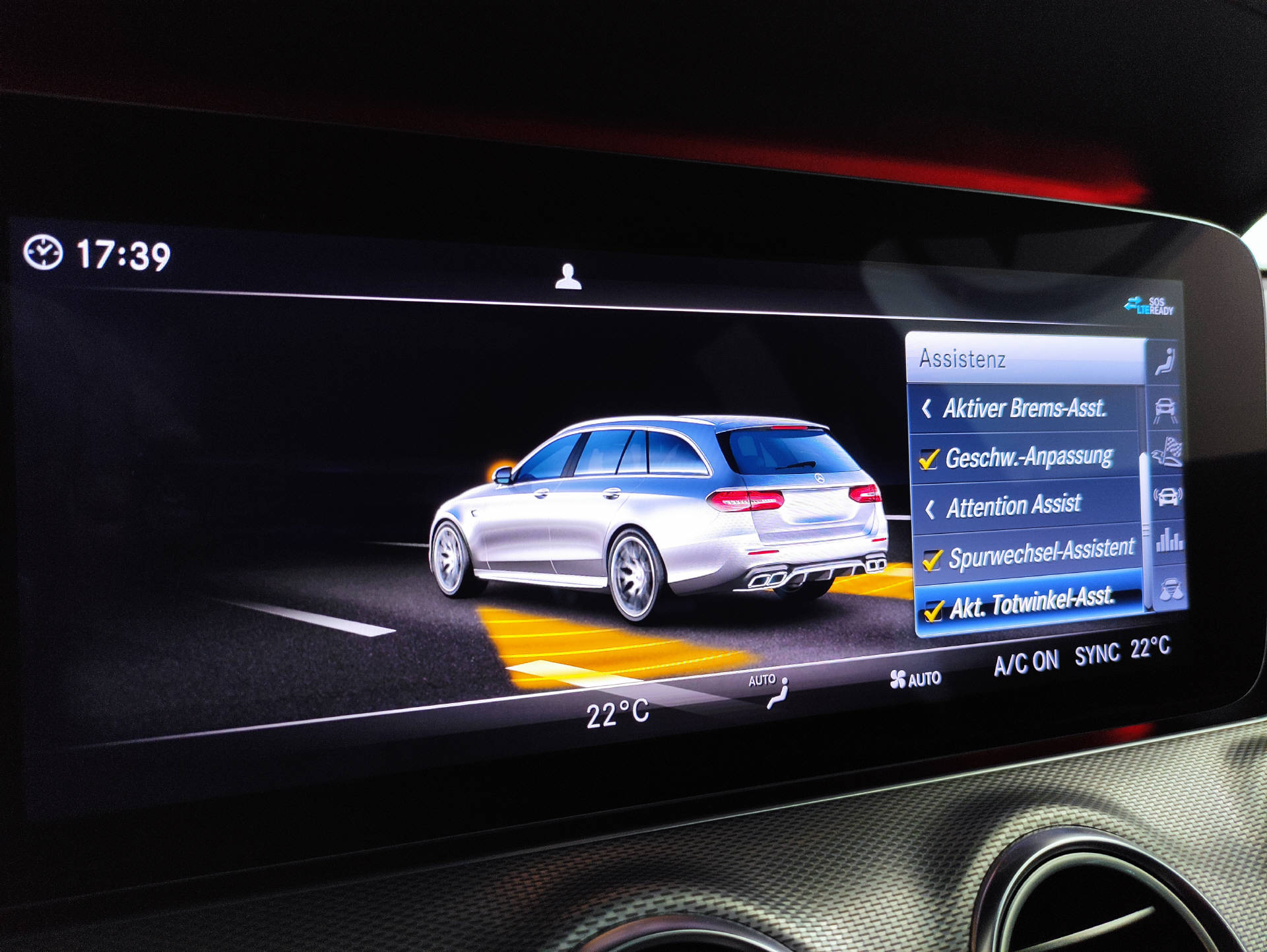 MERCEDES-BENZ E 63 S AMG 4matic+ Kombi-image-12