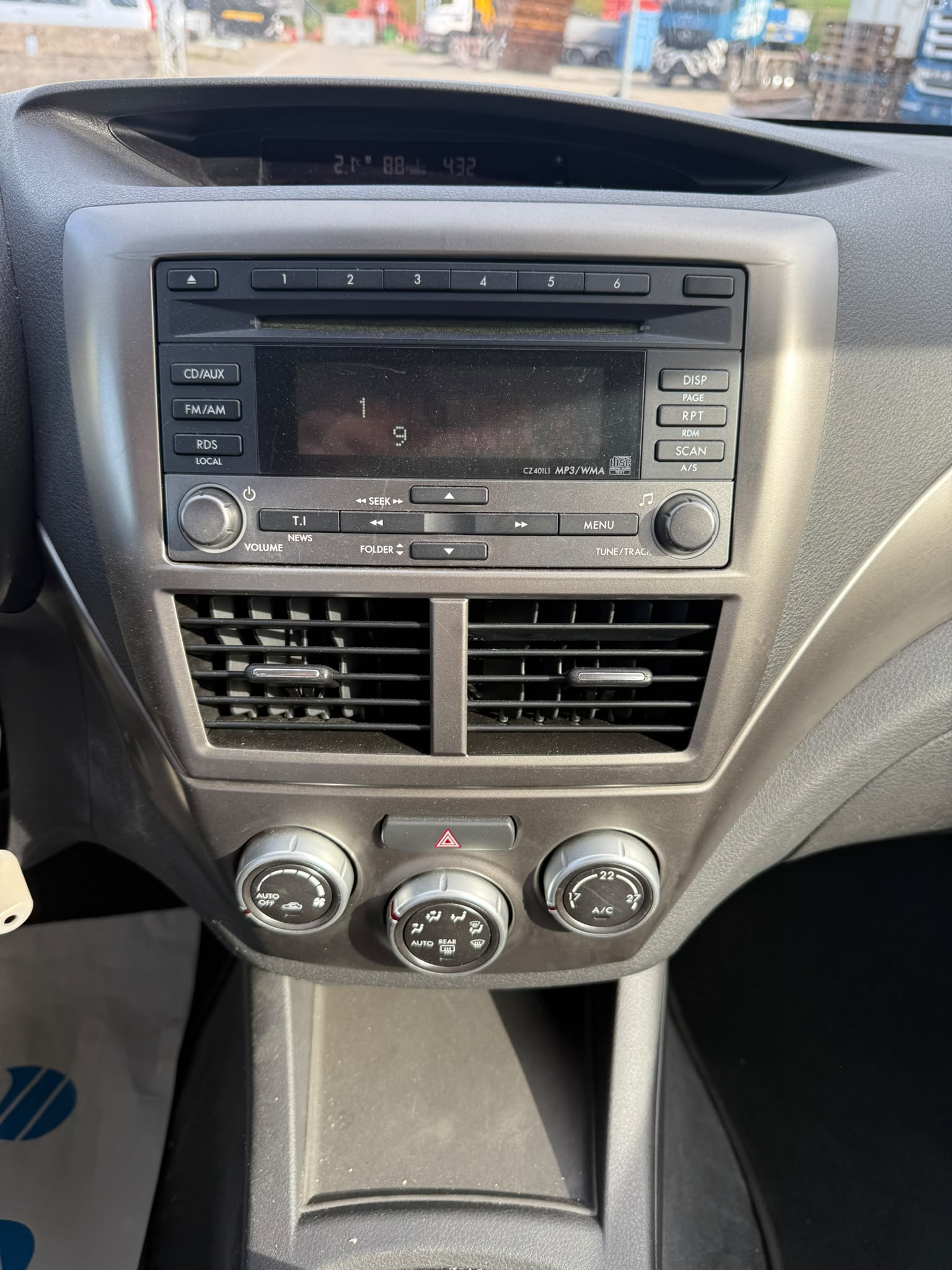SUBARU Impreza 2.0R Comfort-image-8