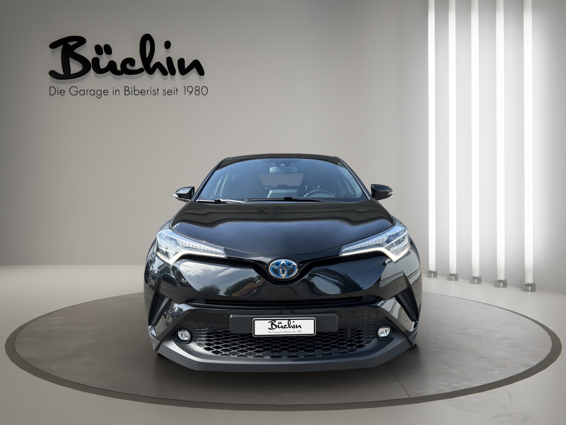 TOYOTA C-HR 1.8 HSD CVT Trend-image-1
