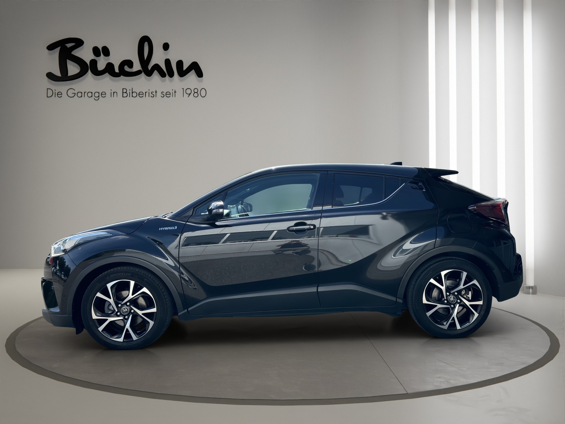 TOYOTA C-HR 1.8 HSD CVT Trend-image-3