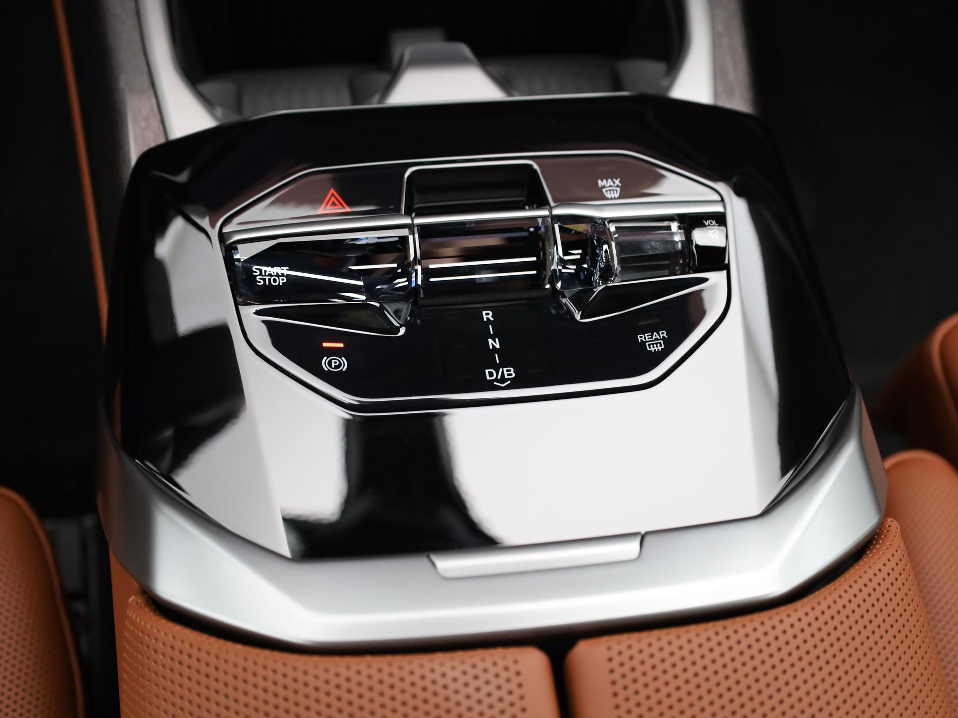 BMW i7 G70 xDrive60-image-18