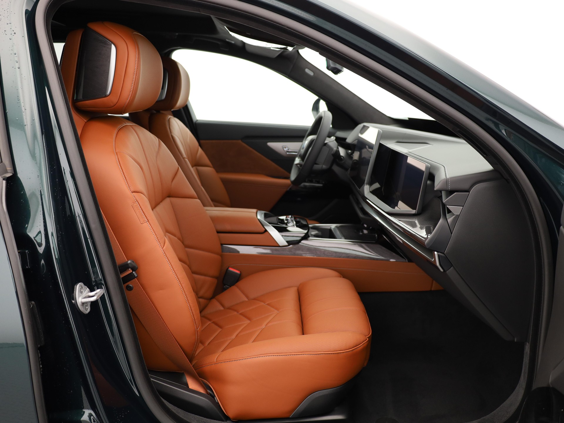 BMW i7 G70 xDrive60-image-15
