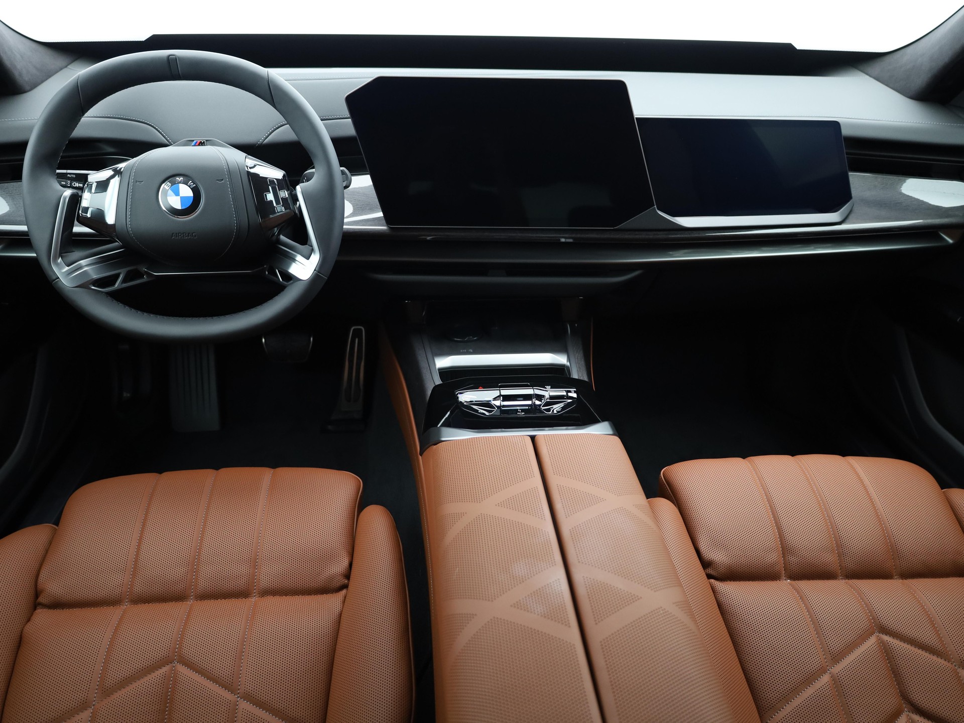 BMW i7 G70 xDrive60-image-20