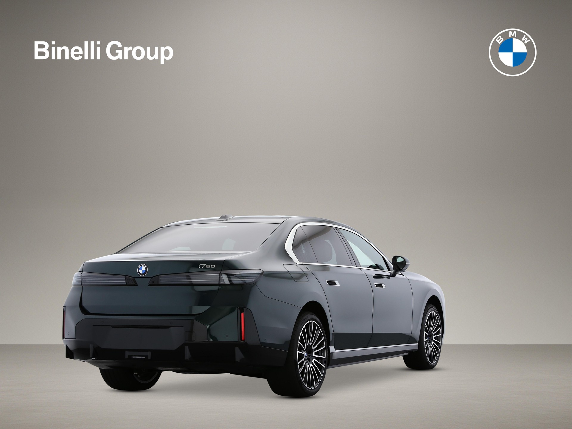 BMW i7 G70 xDrive60-showroom-element-1