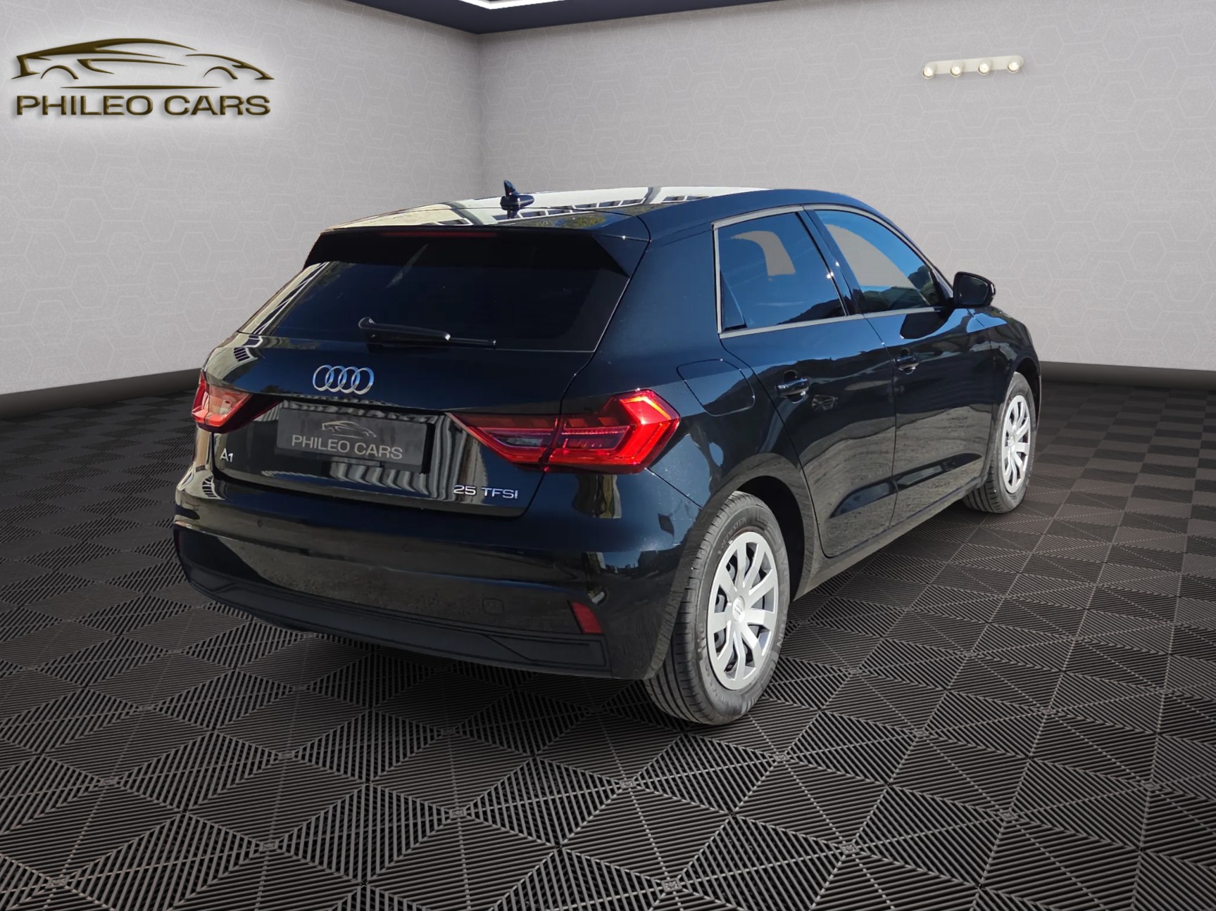 AUDI A1 Sportback 25 TFSI S tronic 5d-image-4