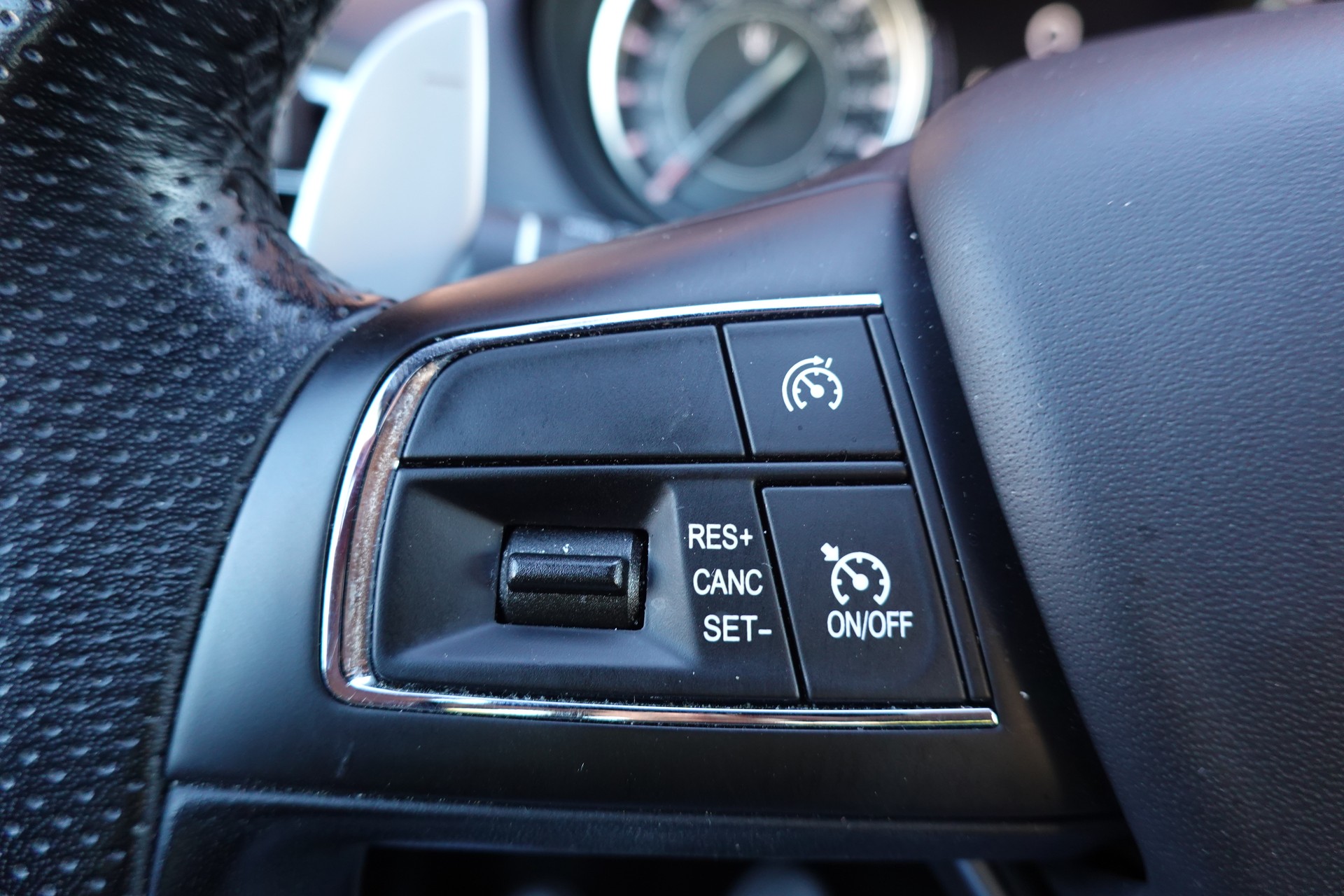 MASERATI Ghibli 2.0 Hybrid GT "* CH Auto * Tempomat * Camera recul * Sièges Electriques/mémoire * Toit Ouvrant * Phares LED *"-image-13