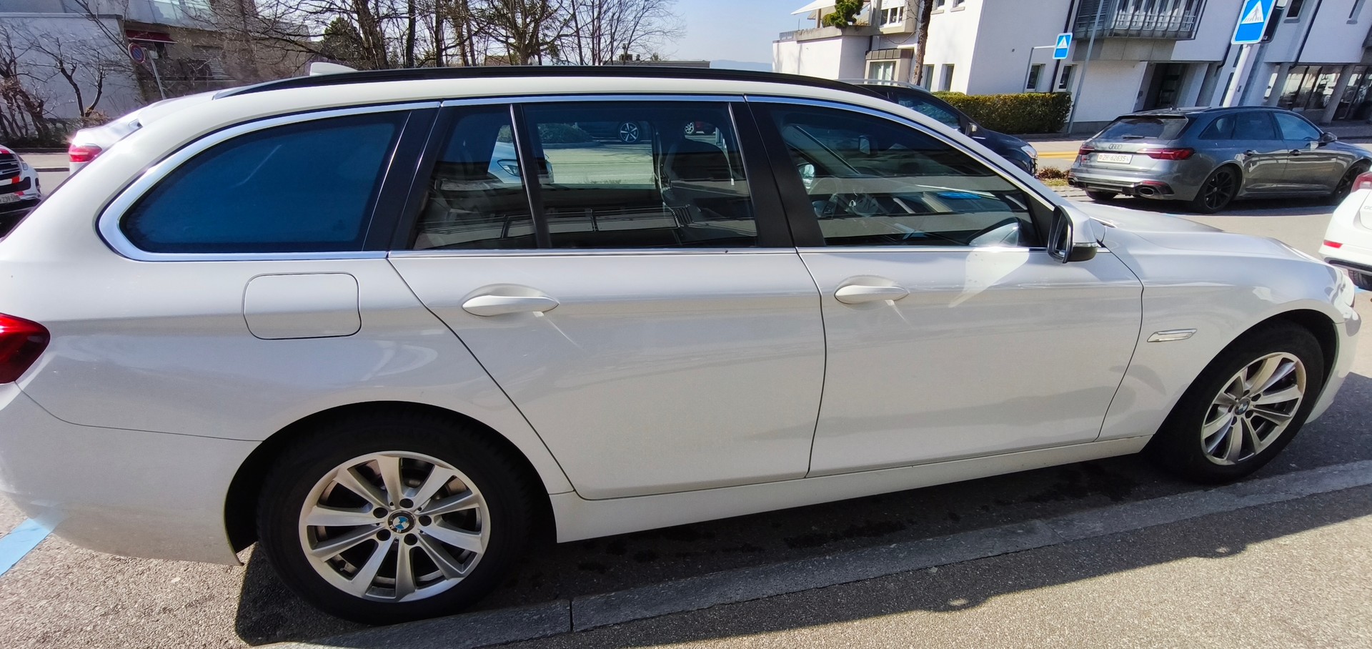 BMW 520d xDrive-image-3