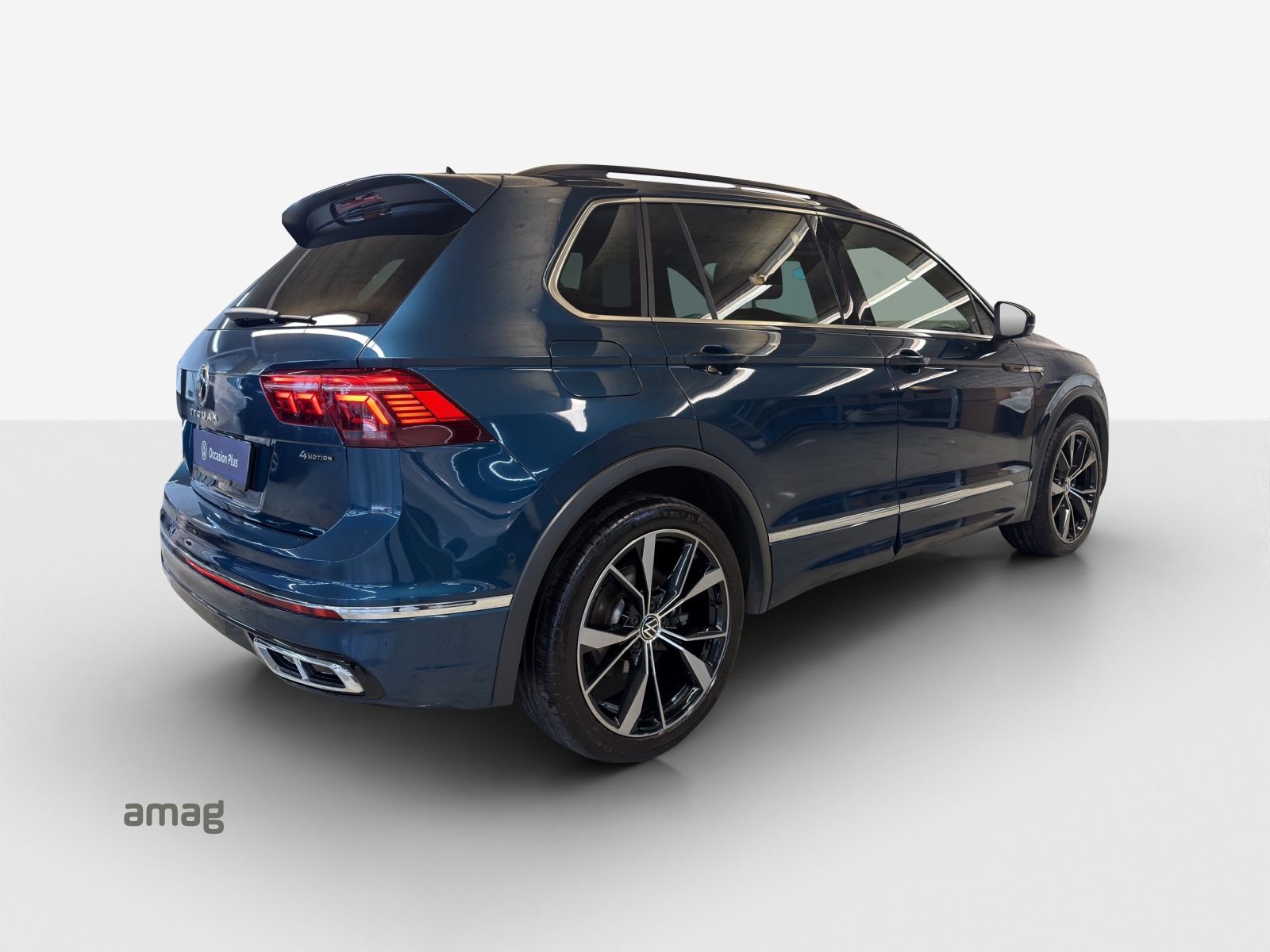 VW Tiguan 2.0TSI R-Line 4Motion DSG-image-4
