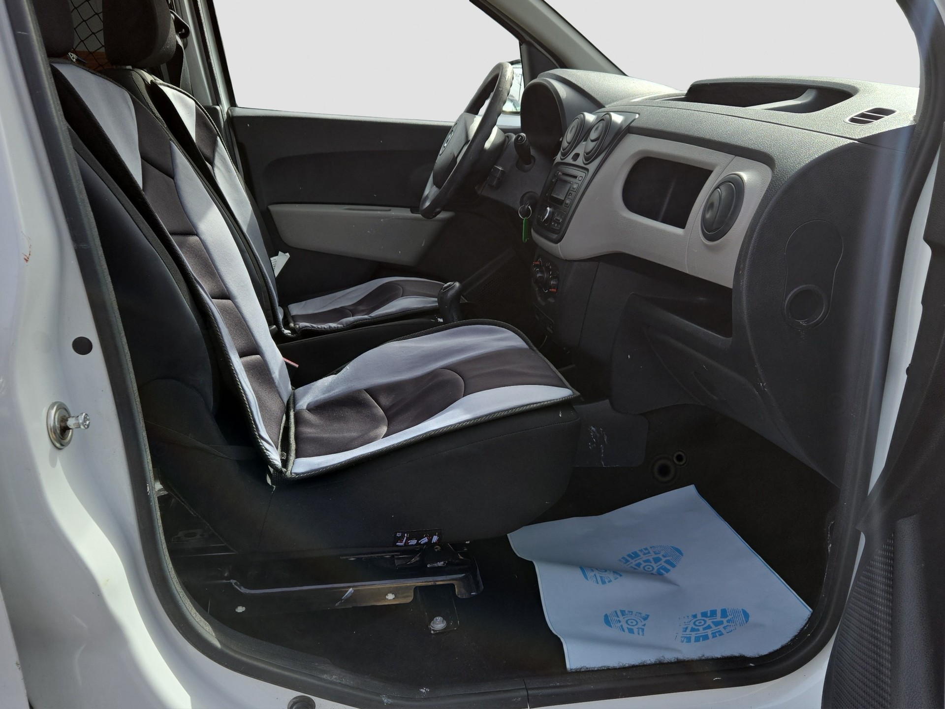 DACIA Dokker Van TCe 115 Ambiance+-image-12