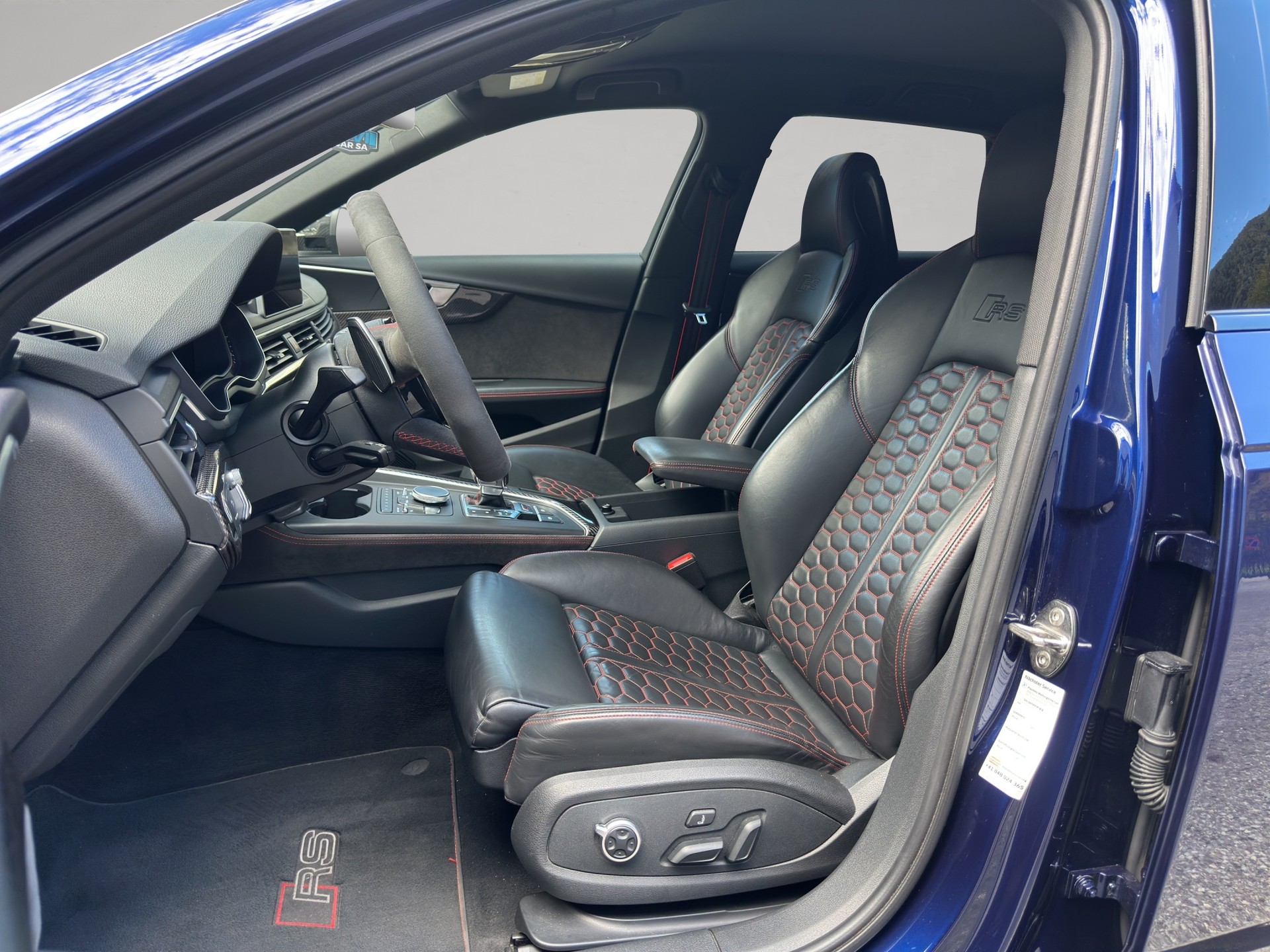 AUDI RS4 Avant 2.9 TFSI quattro tiptronic-image-5