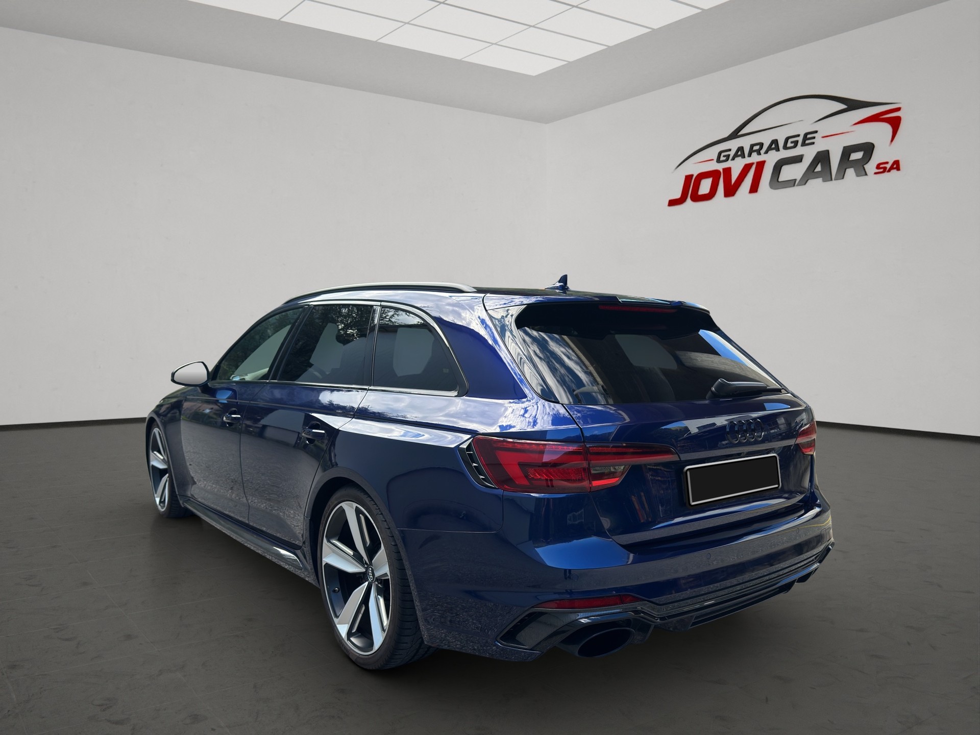 AUDI RS4 Avant 2.9 TFSI quattro tiptronic-image-2