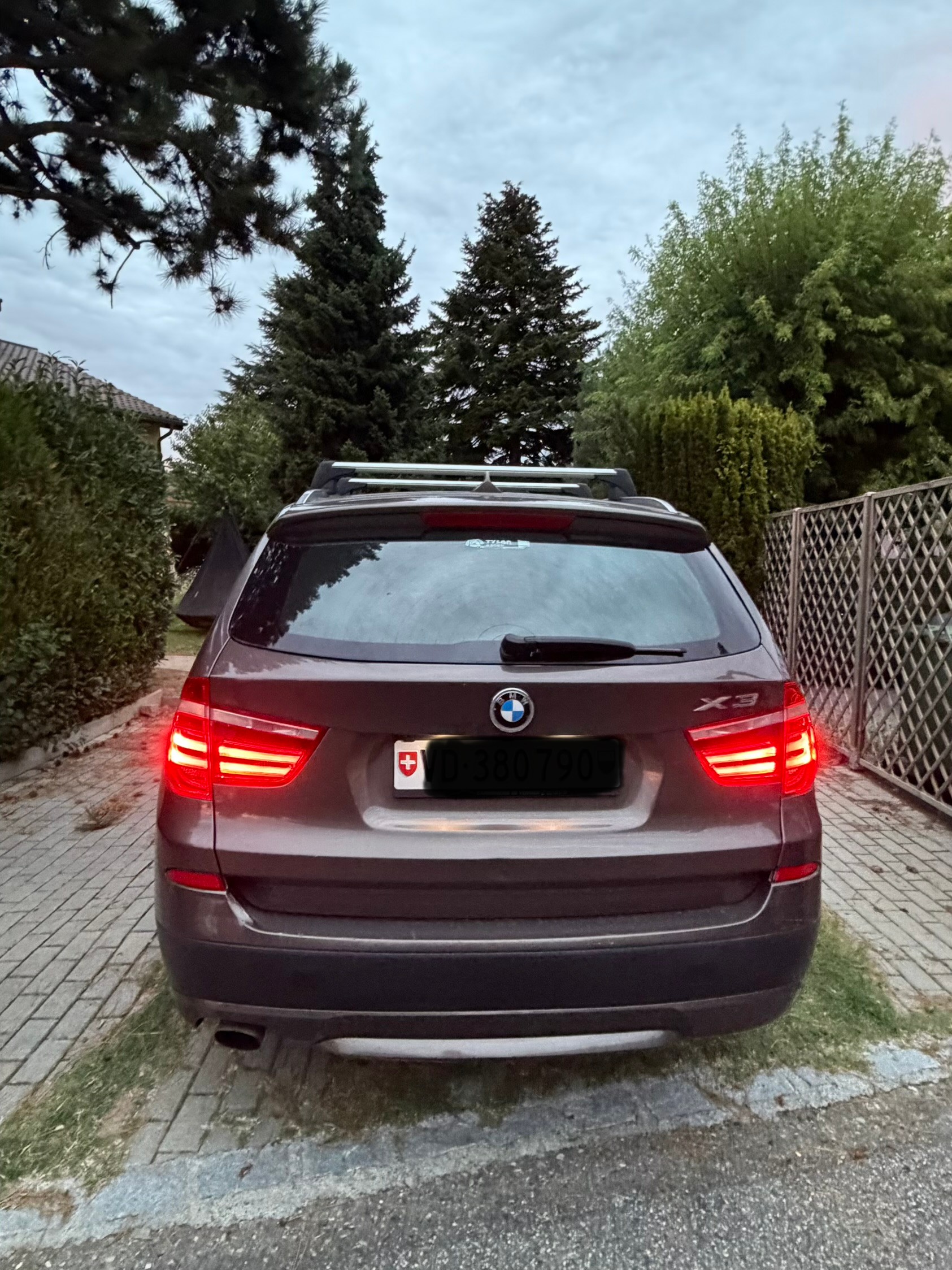 BMW X3 xDrive 20d-image-3