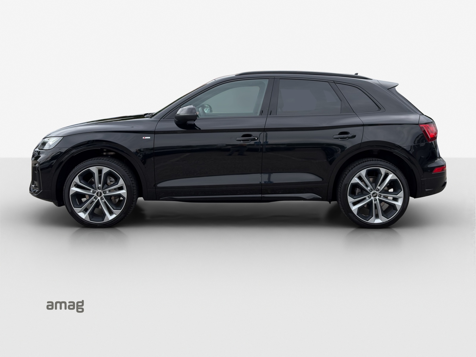 AUDI Q5 45 TFSI S-line quattro S-tronic-image-1