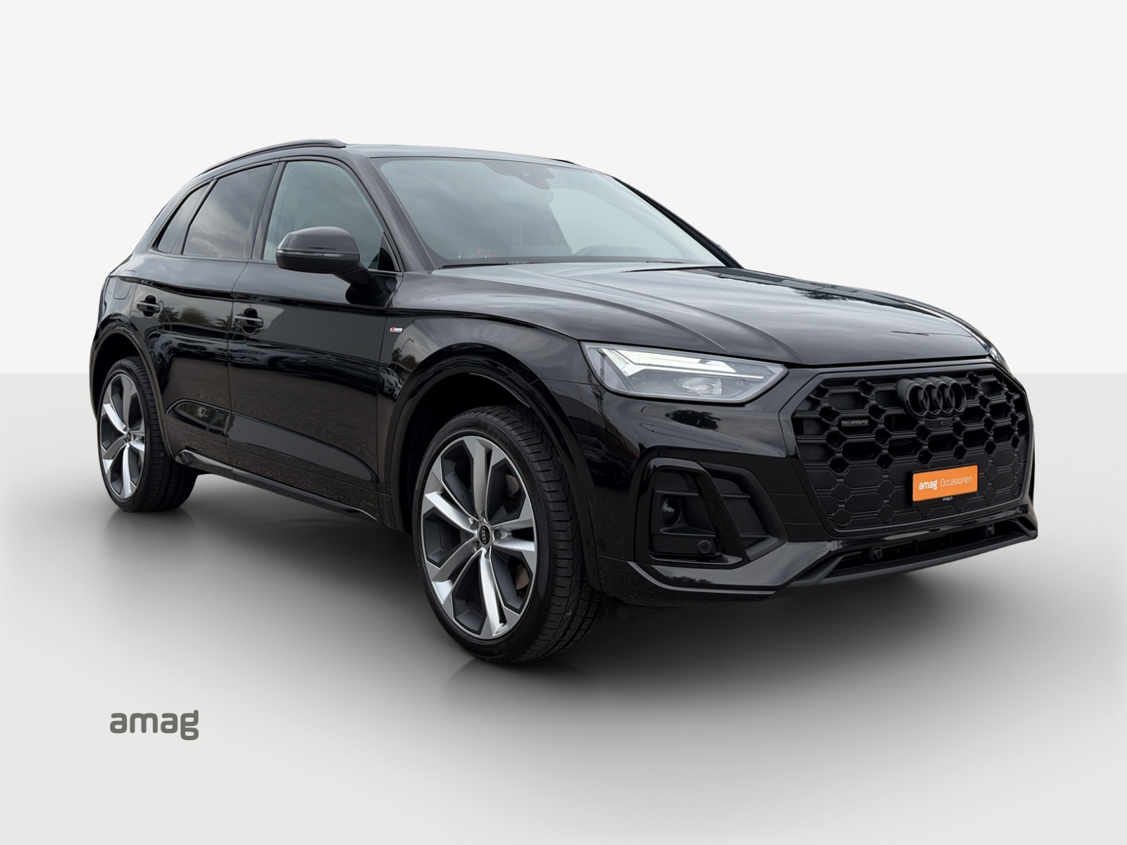 AUDI Q5 45 TFSI S-line quattro S-tronic-image-5