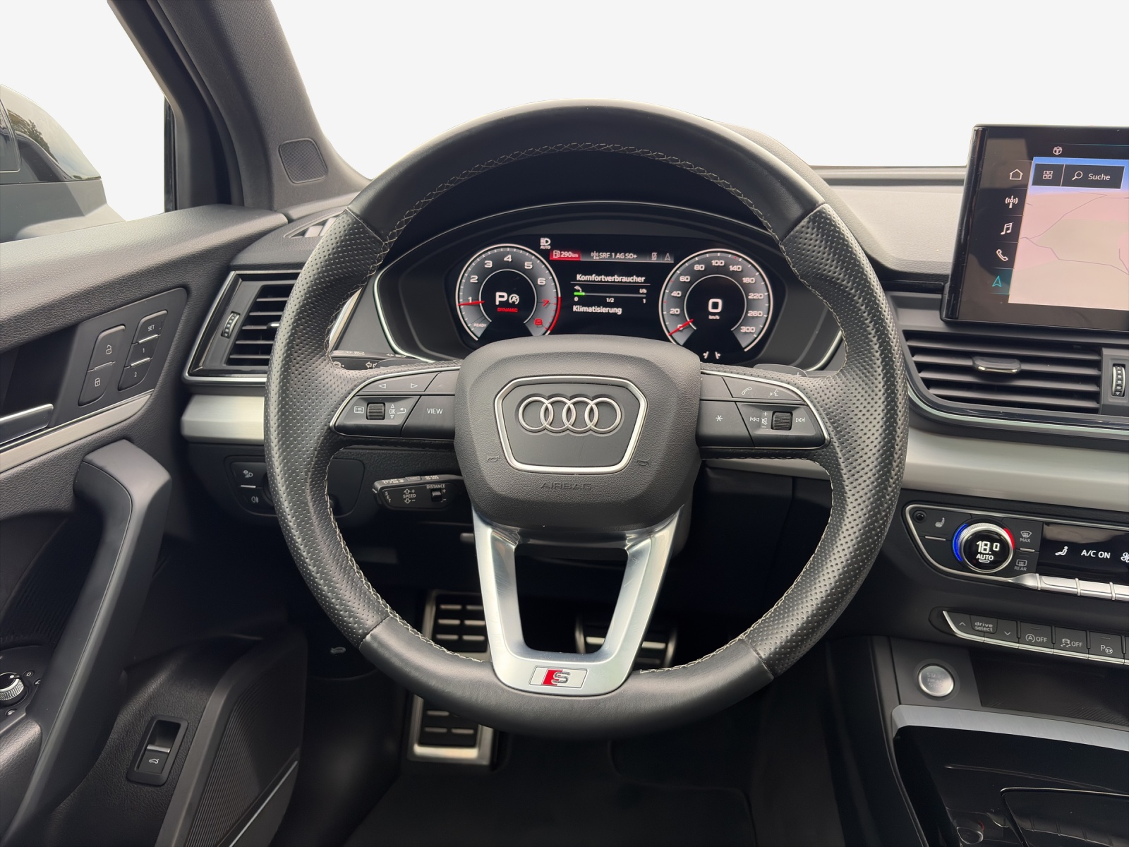 AUDI Q5 45 TFSI S-line quattro S-tronic-image-9