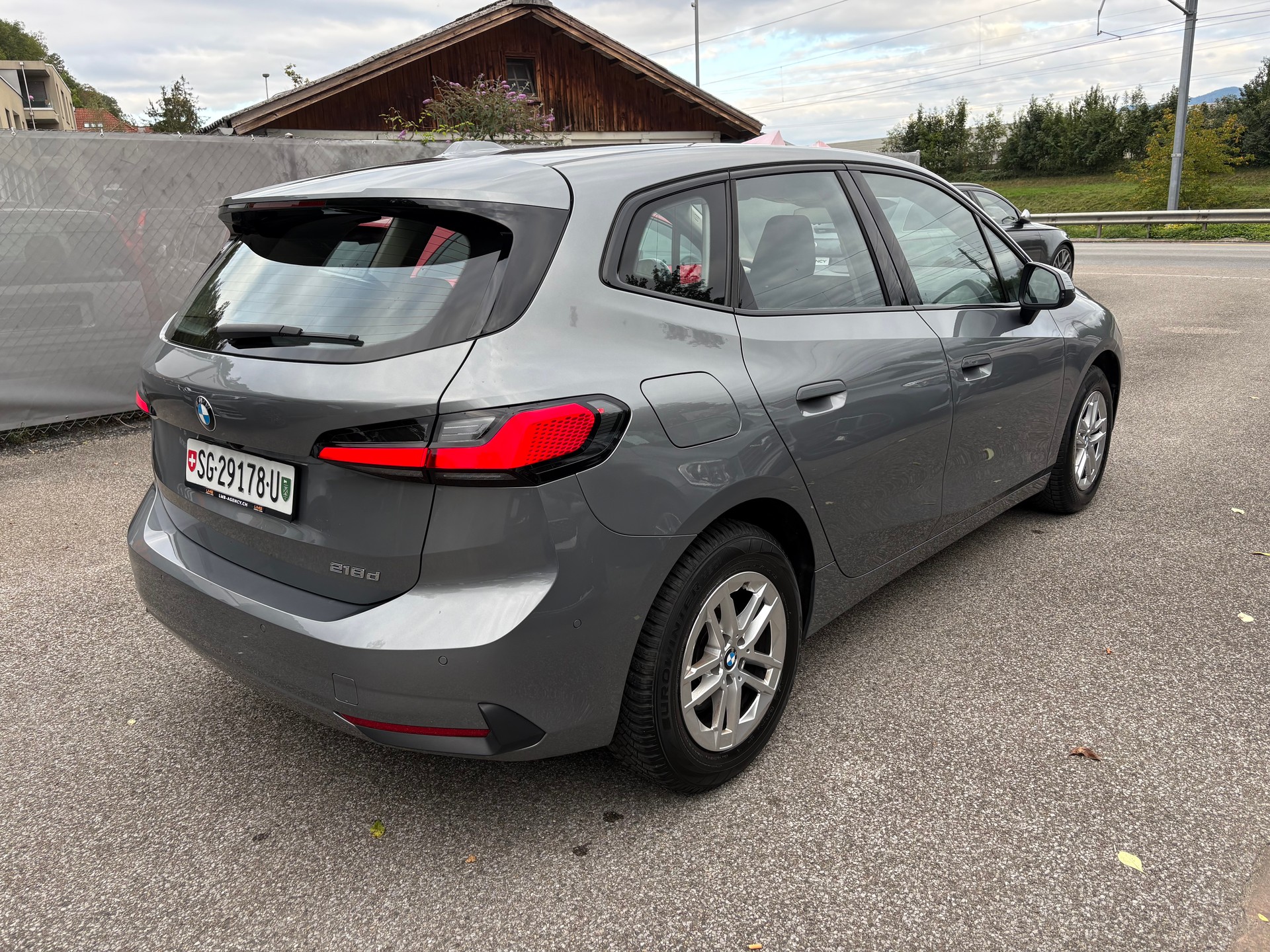 BMW 218d Active Tourer DKG-image-5