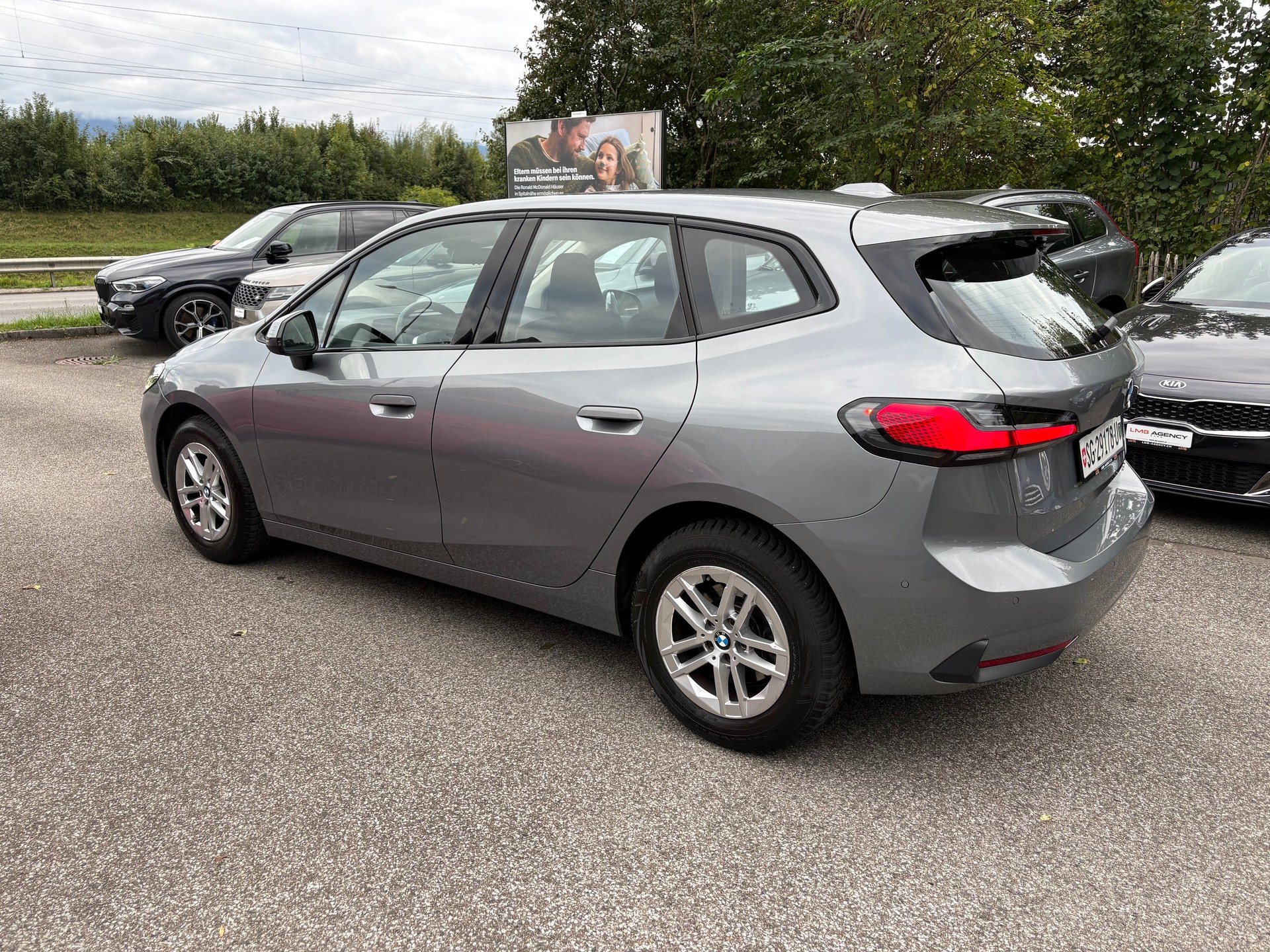 BMW 218d Active Tourer DKG-image-3