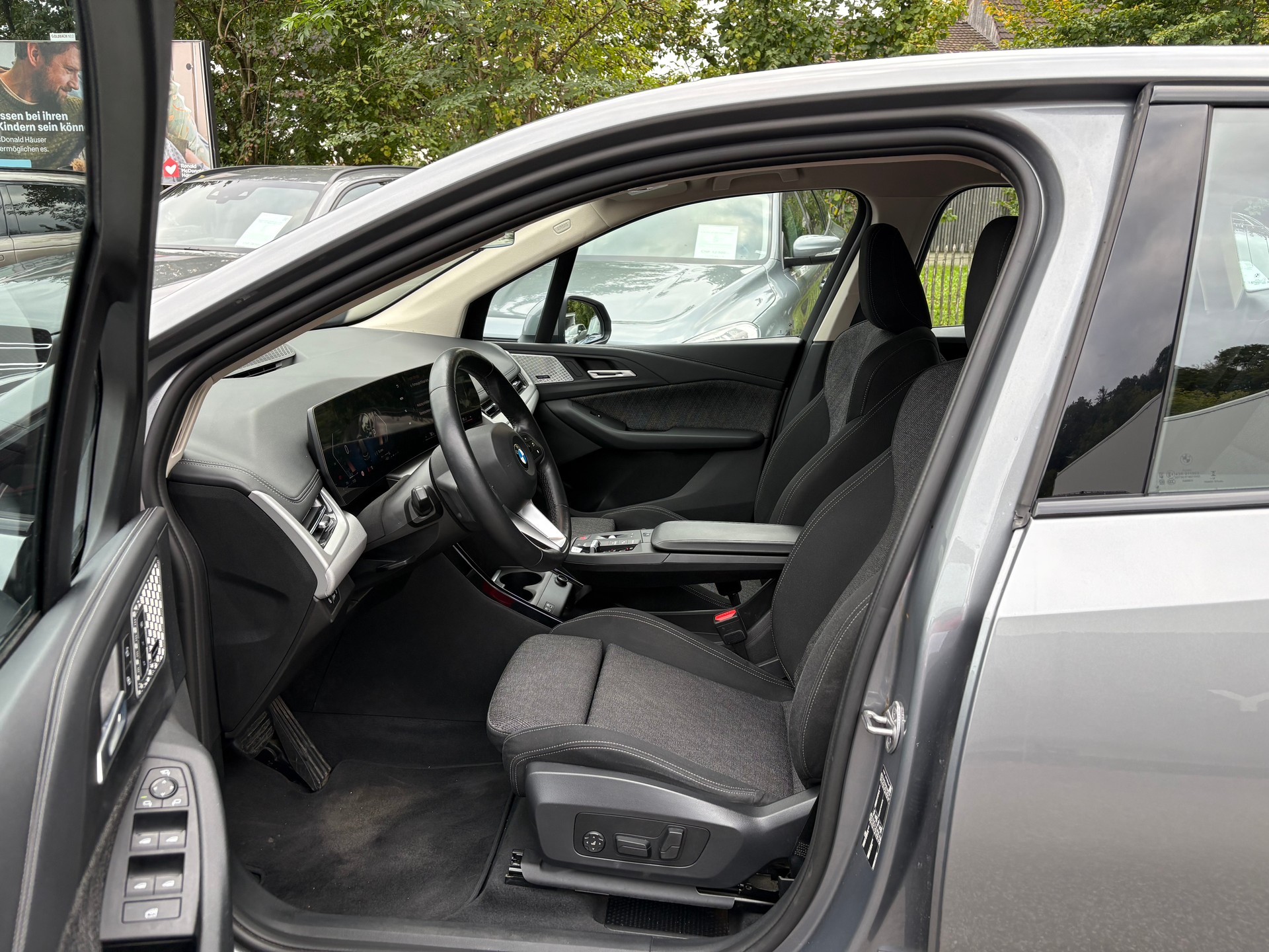 BMW 218d Active Tourer DKG-image-7