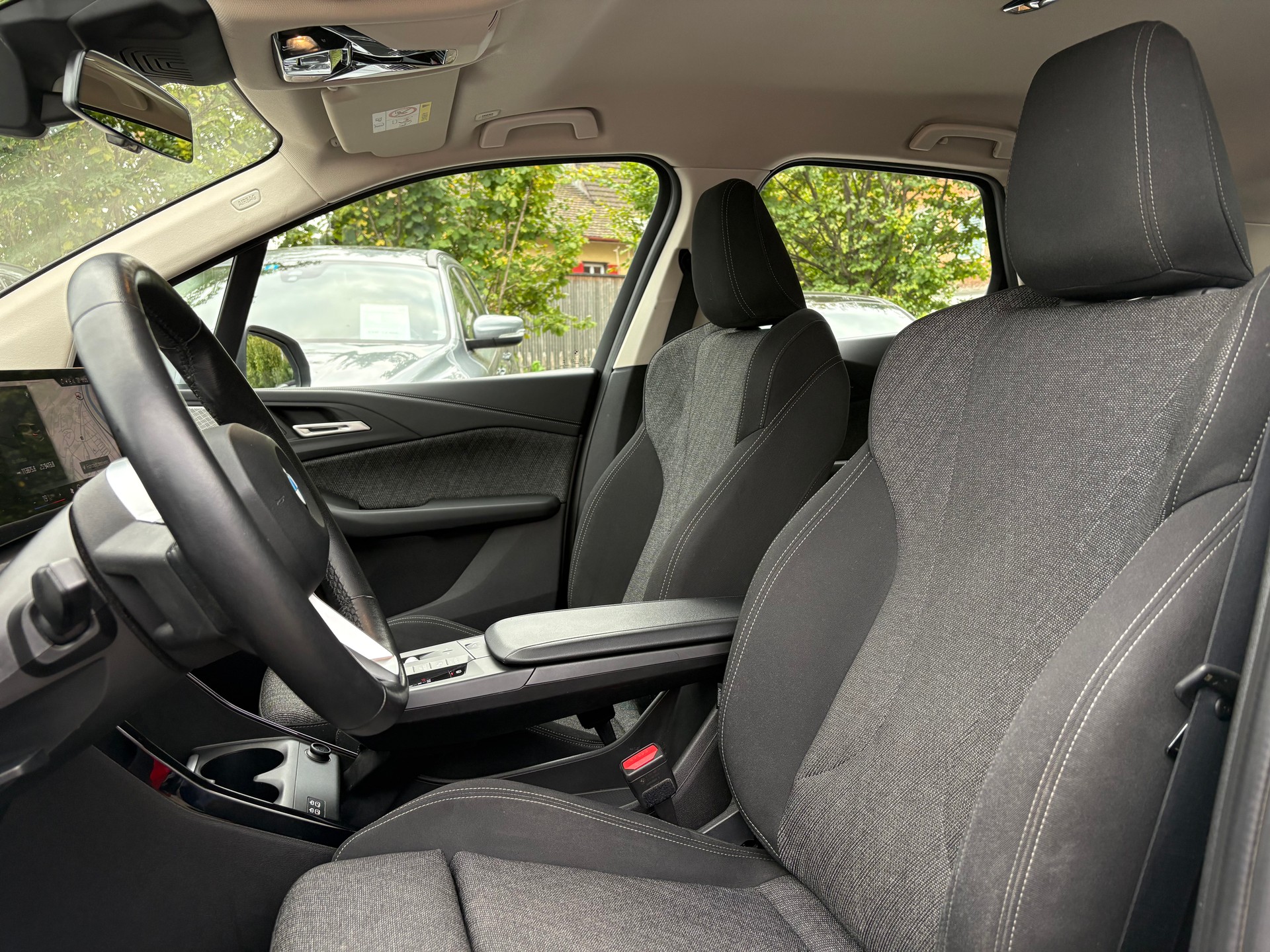 BMW 218d Active Tourer DKG-image-8