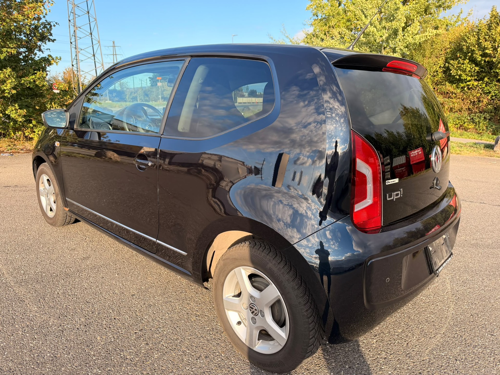 VW Up 1.0 white up-image-4