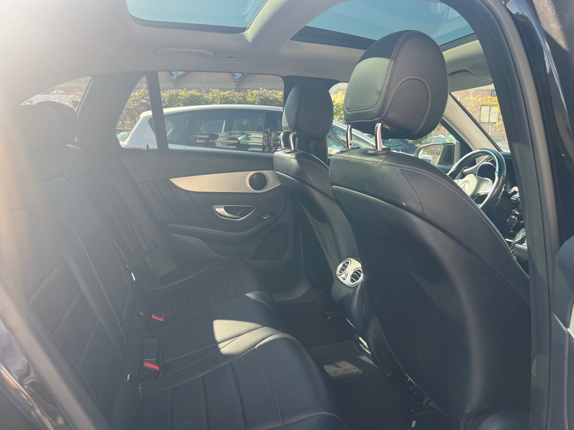 MERCEDES-BENZ GLC 250 d Exclusive 4Matic 9G-Tronic-image-12