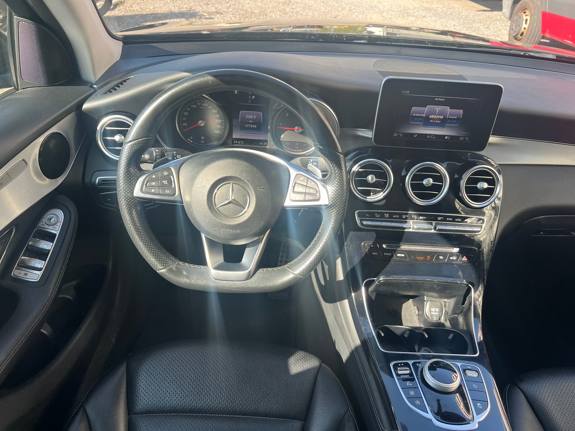 MERCEDES-BENZ GLC 250 d Exclusive 4Matic 9G-Tronic-image-7