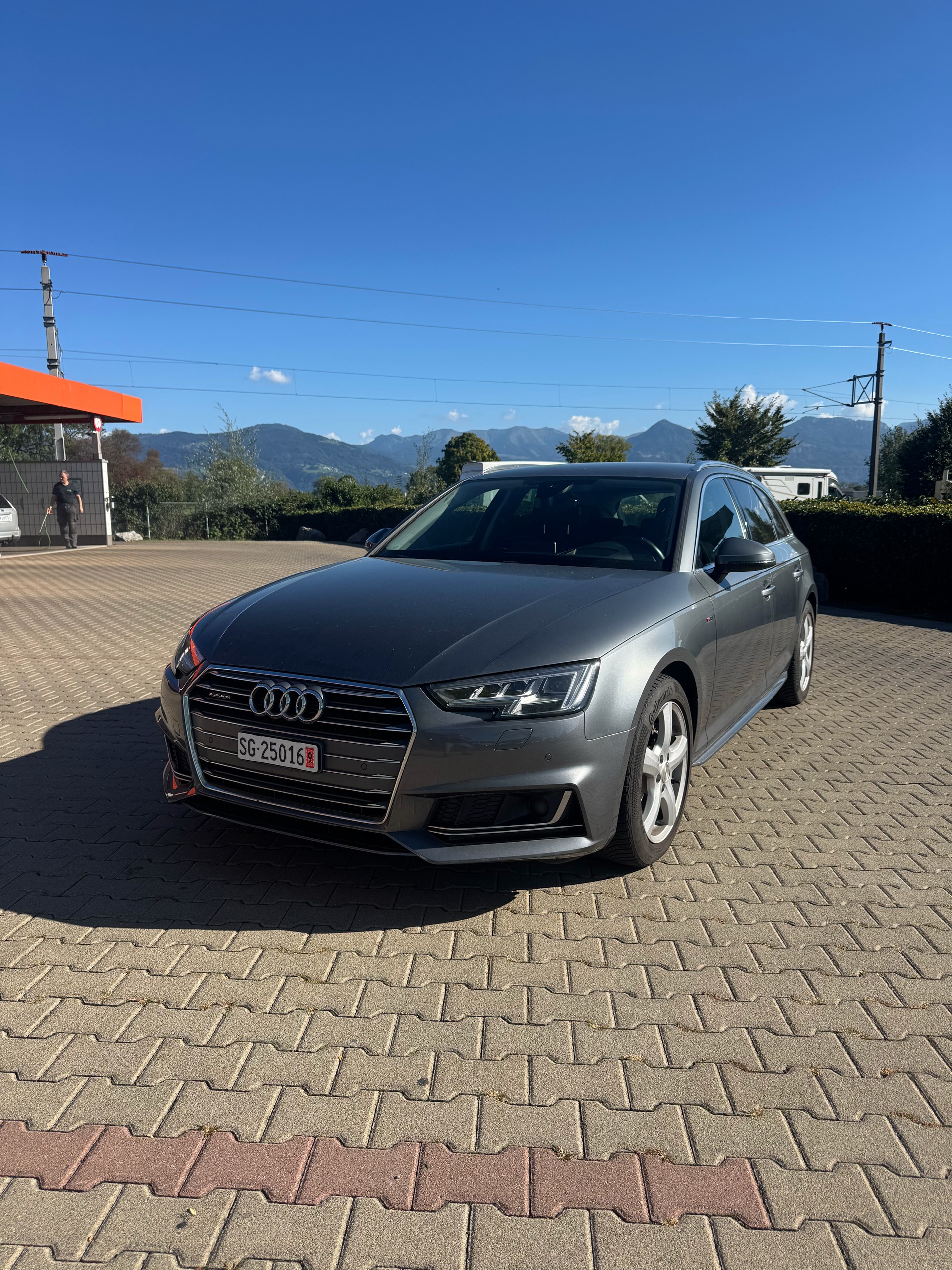 AUDI 2.0 TDI 190 Sport quattro S-Tronic-image-0