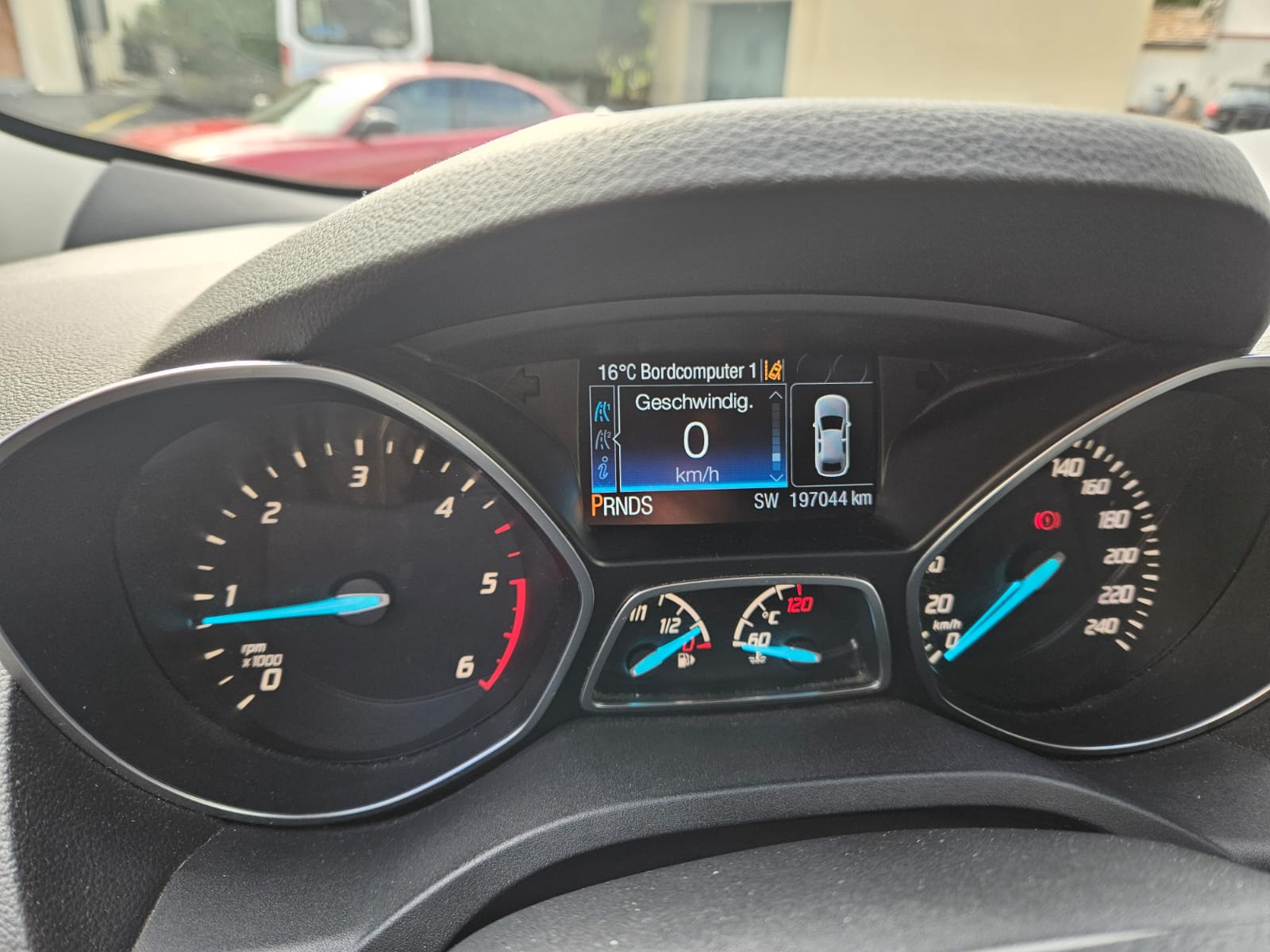 FORD Kuga 2.0 TDCi Titanium S 4WD PowerShift-image-7