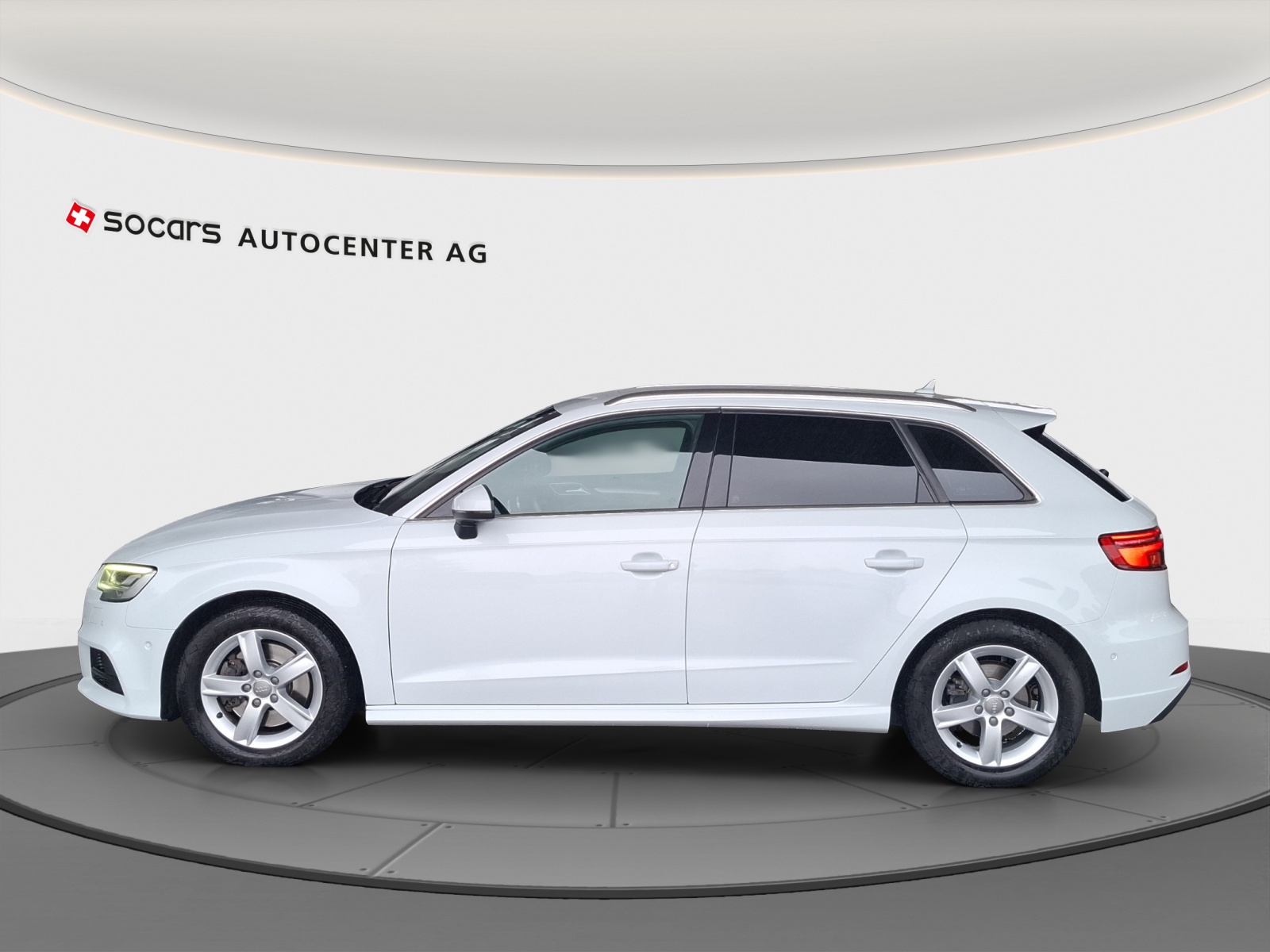 AUDI A3 Sportback 2.0 TFSI Sport S-tronic-image-5