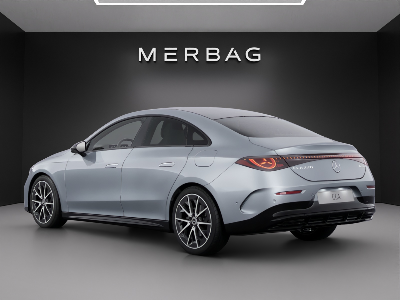 MERCEDES-BENZ CLA 220 8G-DCT 4Matic-image-2