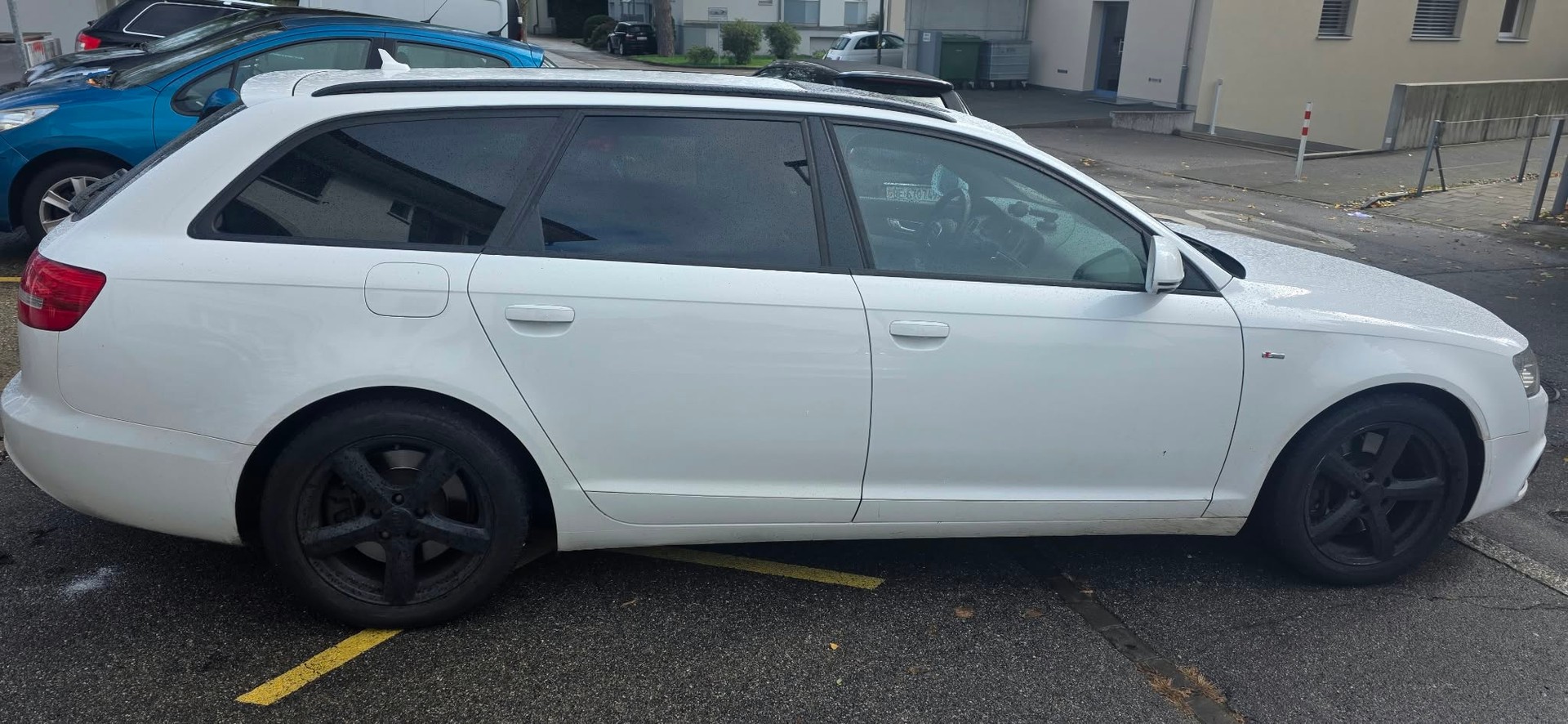 AUDI A6-image-5