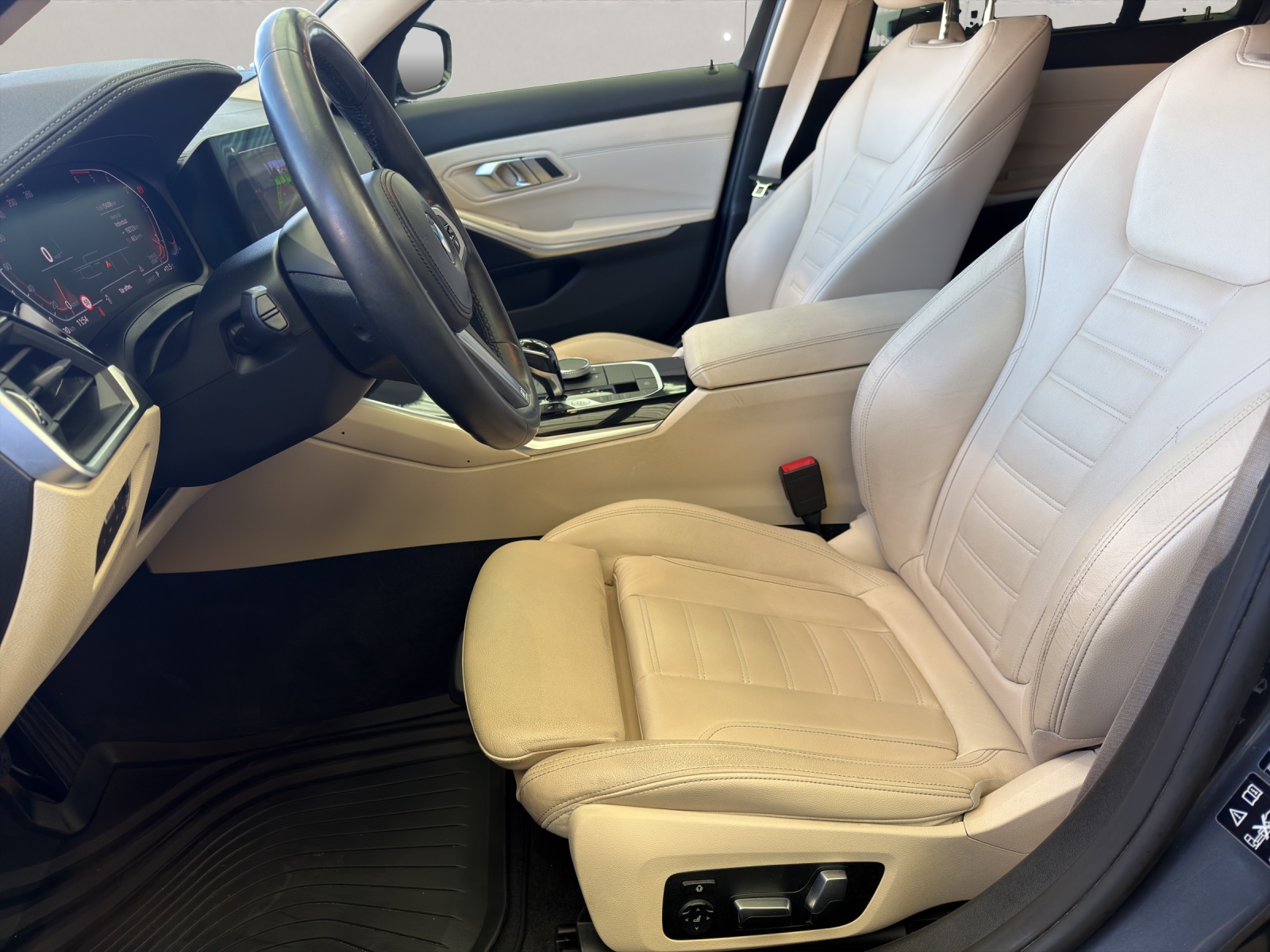 BMW 3er Reihe G21 Touring 320d xDrive-image-4