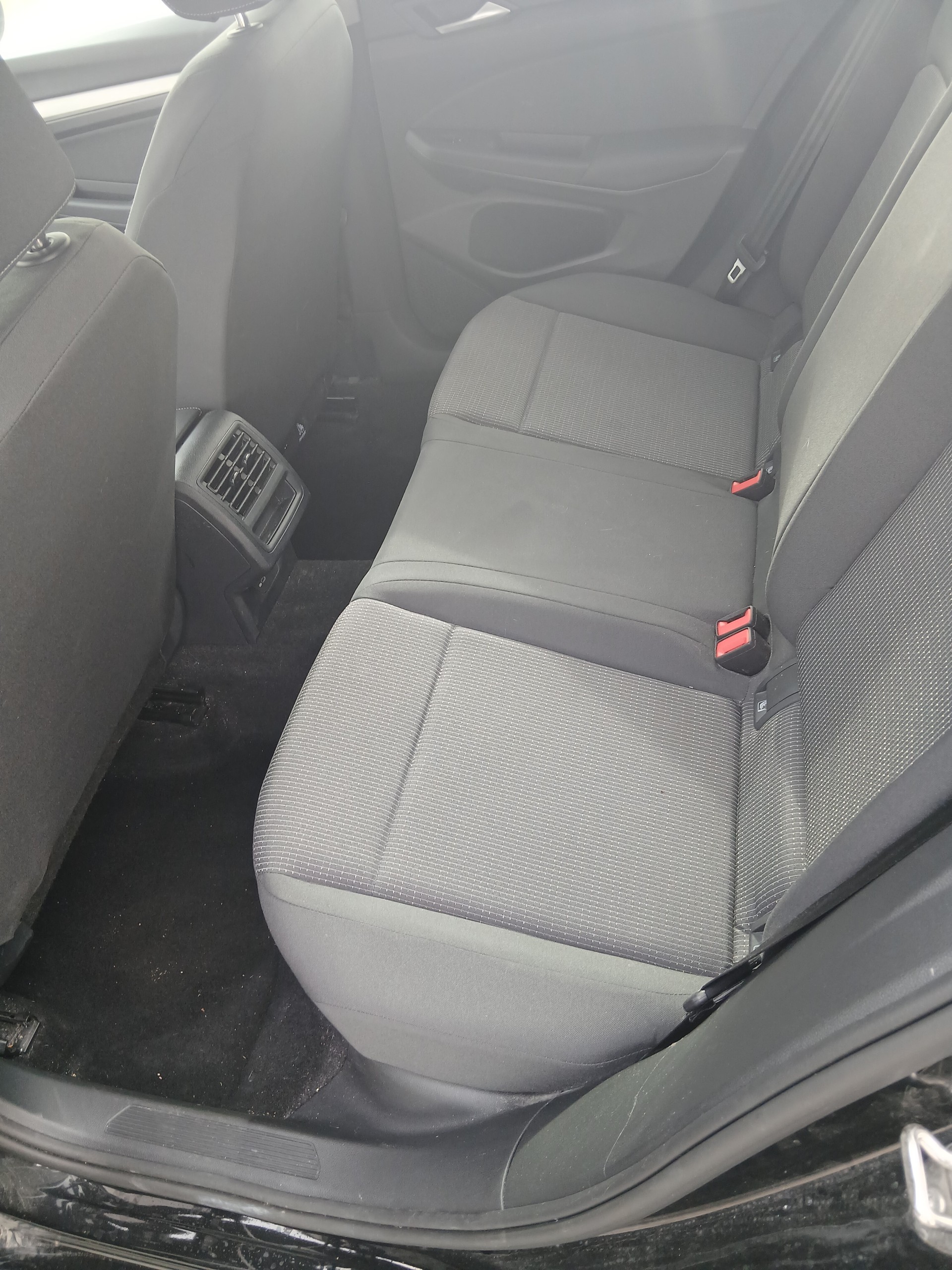 VW Golf 1.5 e TSI mHEV Basis DSG-image-9